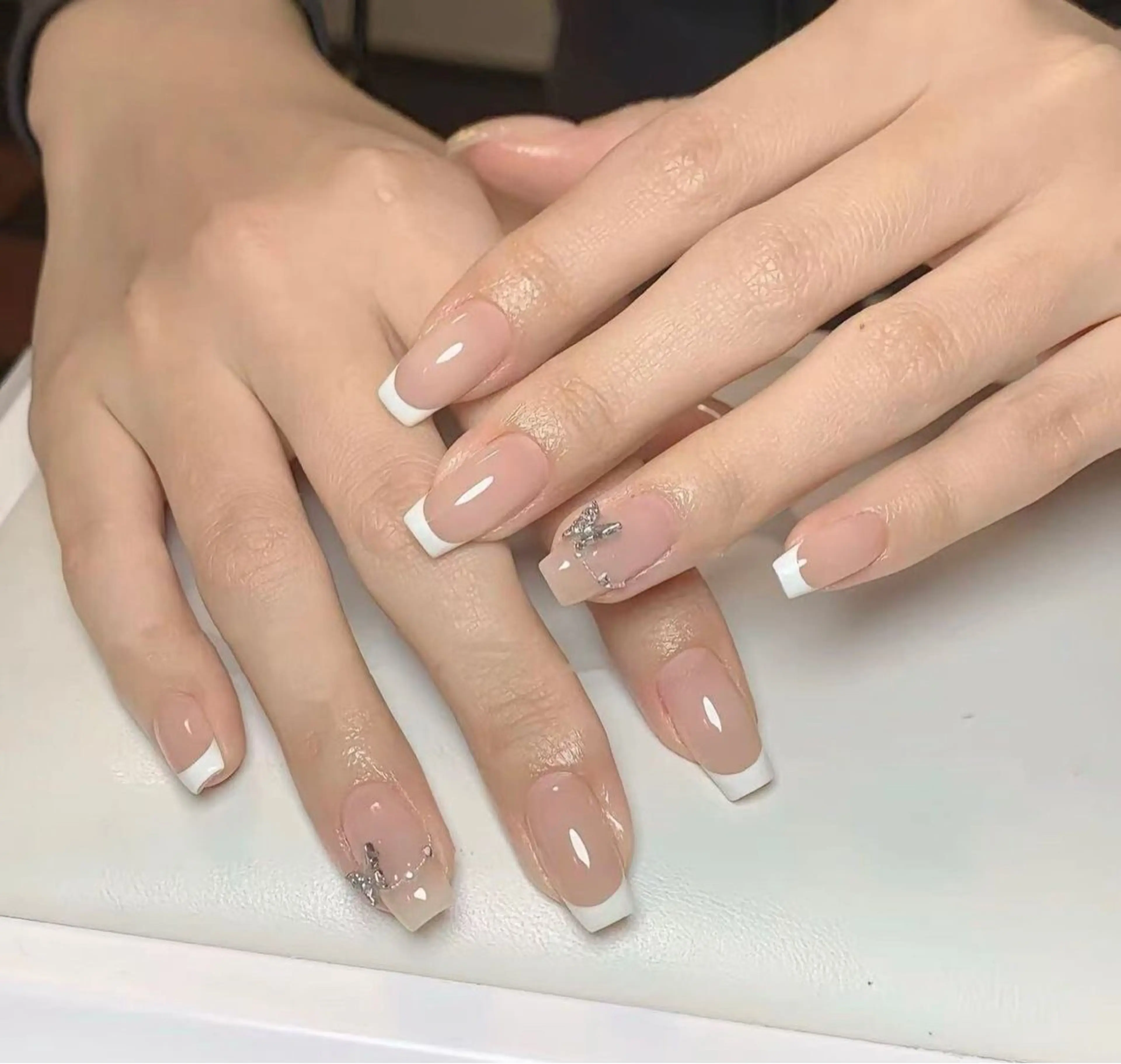 ネイル ハンドネイル 小 雨のネイルデザイン