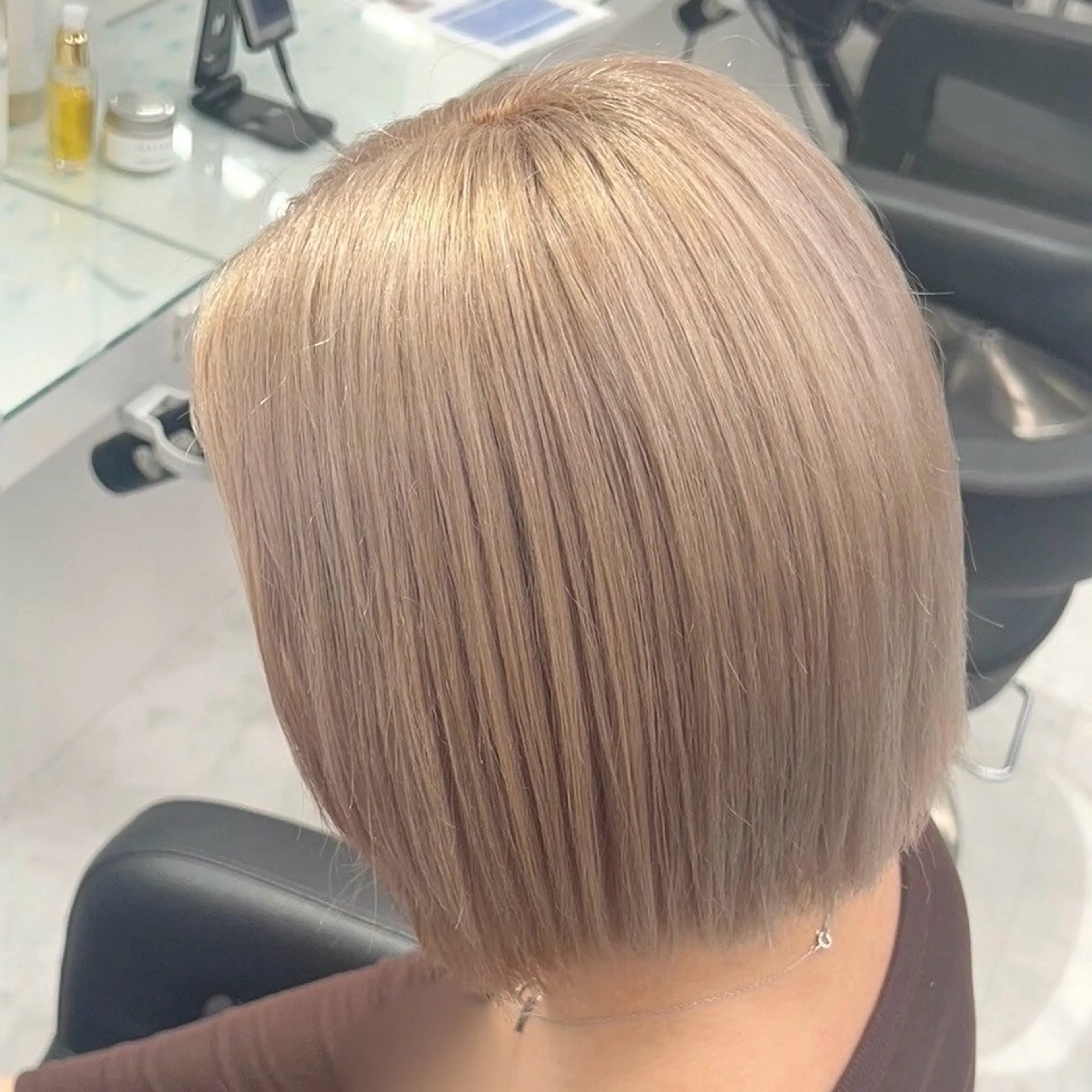 ミディアム トリートメント 🧋ハイトーン🧋 hiromuのヘアスタイル