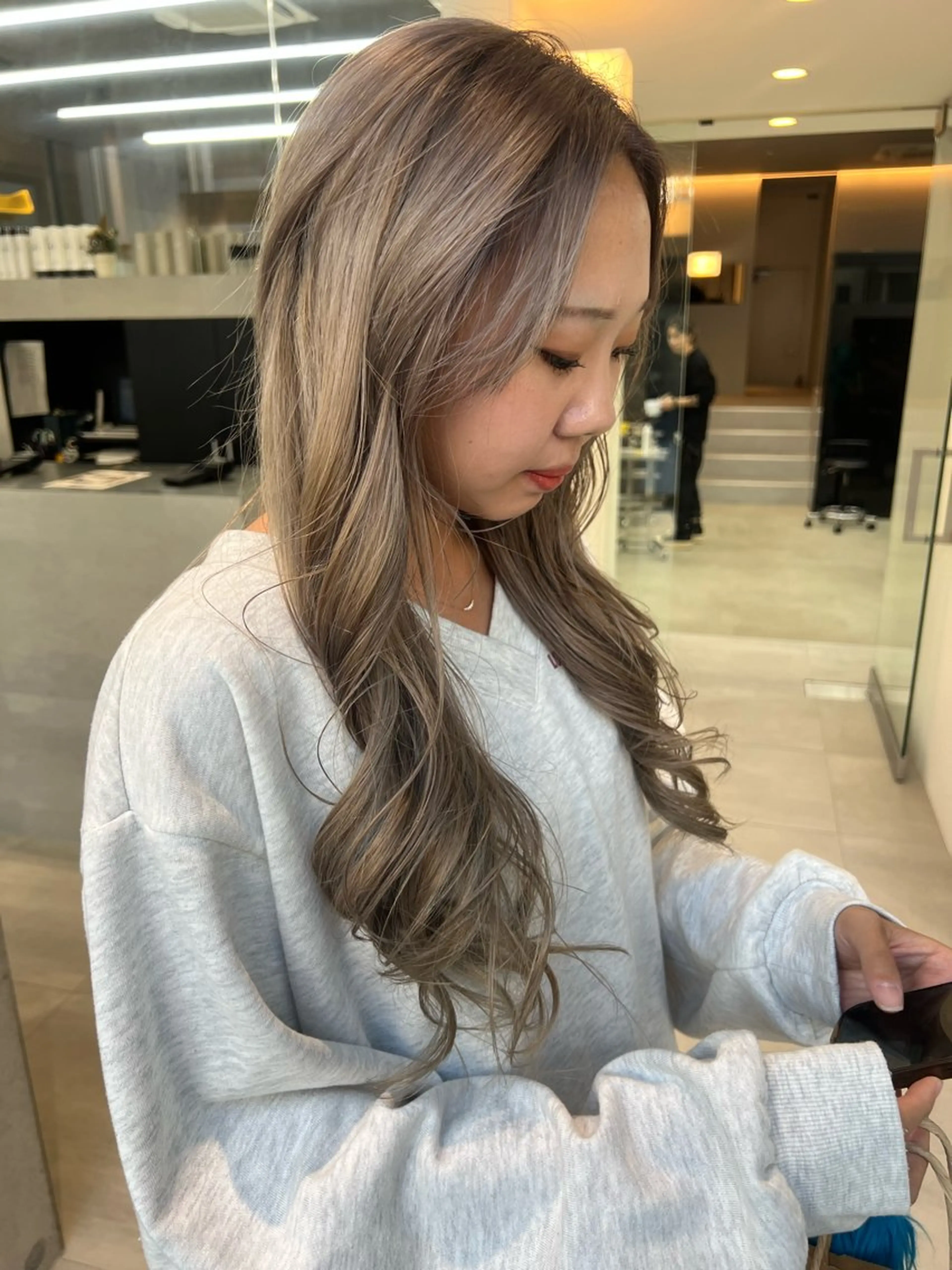 ロング カラー ブロンド ヘアカラー トリートメント 吉沢遣人/レイヤー 艶カラー/パーマのヘアスタイル