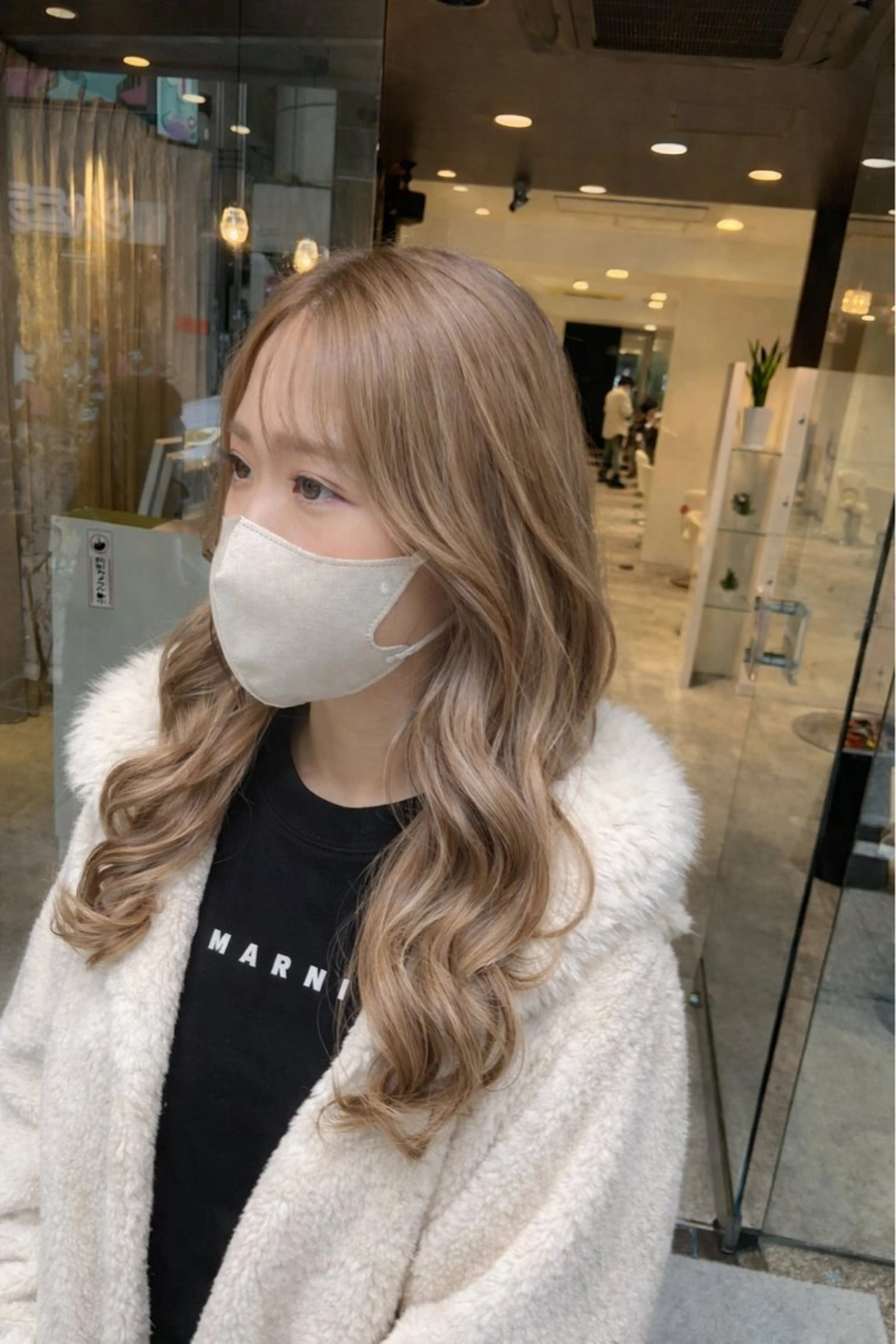 カラー 透明感のある艶髪なら 矢場町駅4番出口すぐのヘアスタイル