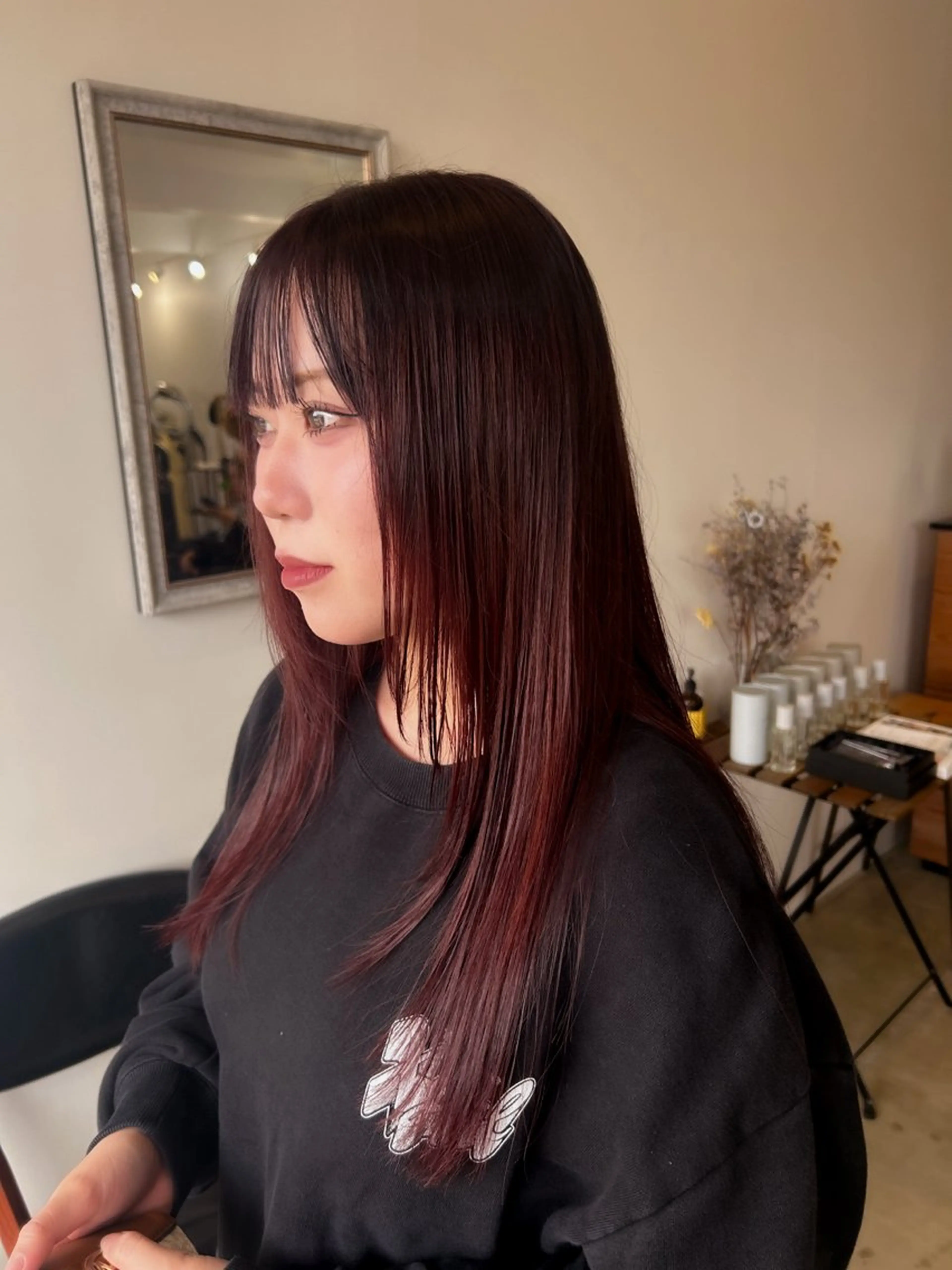 セミロング カラー ブリーチ ブリーチなしカラー レッドカラー 顔まわりレイヤー レイヤーカット カット ヘアカラー トリートメント plus HAIR いずみのヘアスタイル