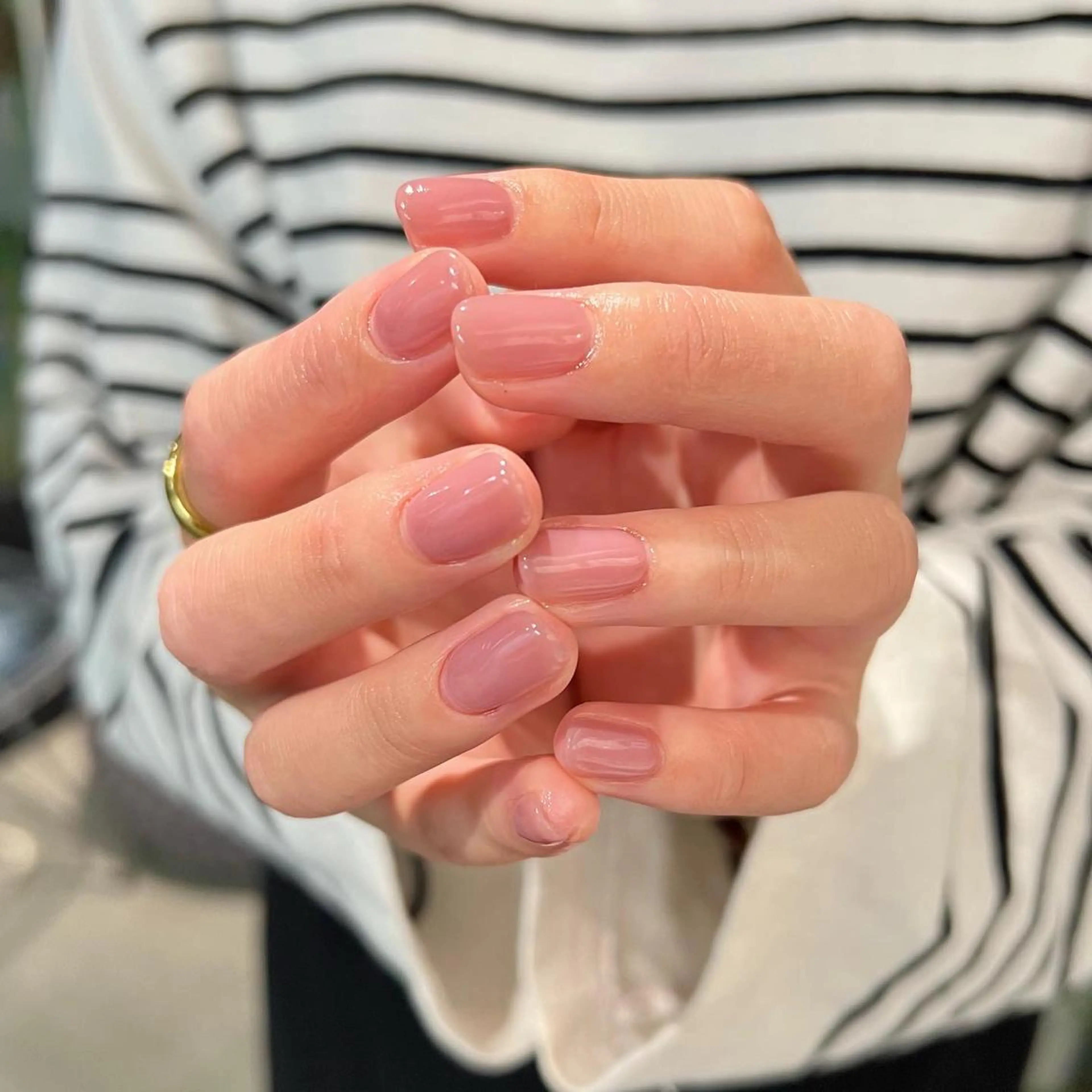 ネイル ワンカラーネイル ピンク ハンドネイル Nico所属・Nico🌛 Karenのネイルデザイン