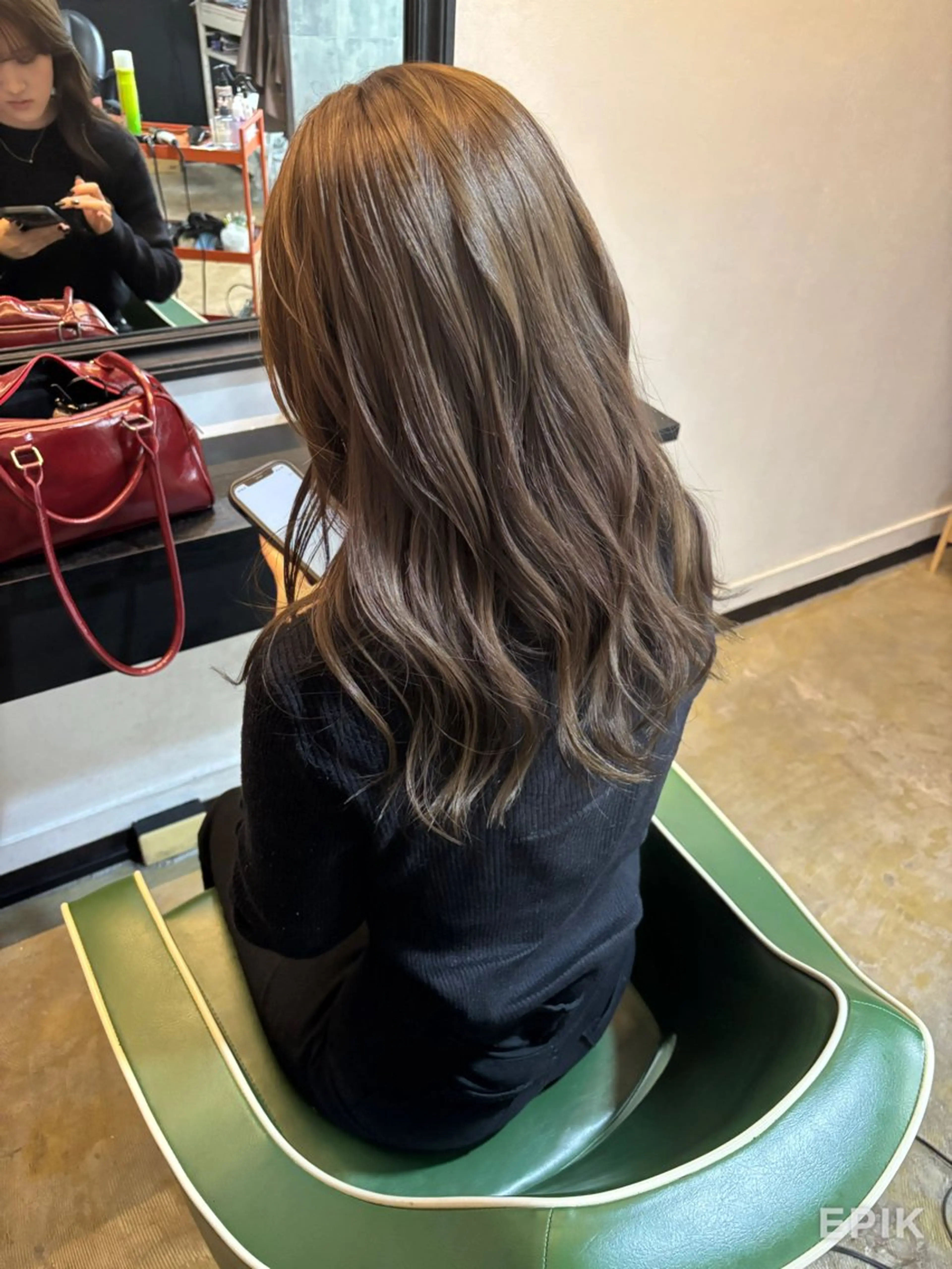 ロング カラー ヘアアレンジ ブリーチ 透明感カラー ダブルカラー ブリーチなしカラー カット ヘアカラー トリートメント 広島/ボブ/レイヤー 🌿‬wakabaのヘアスタイル