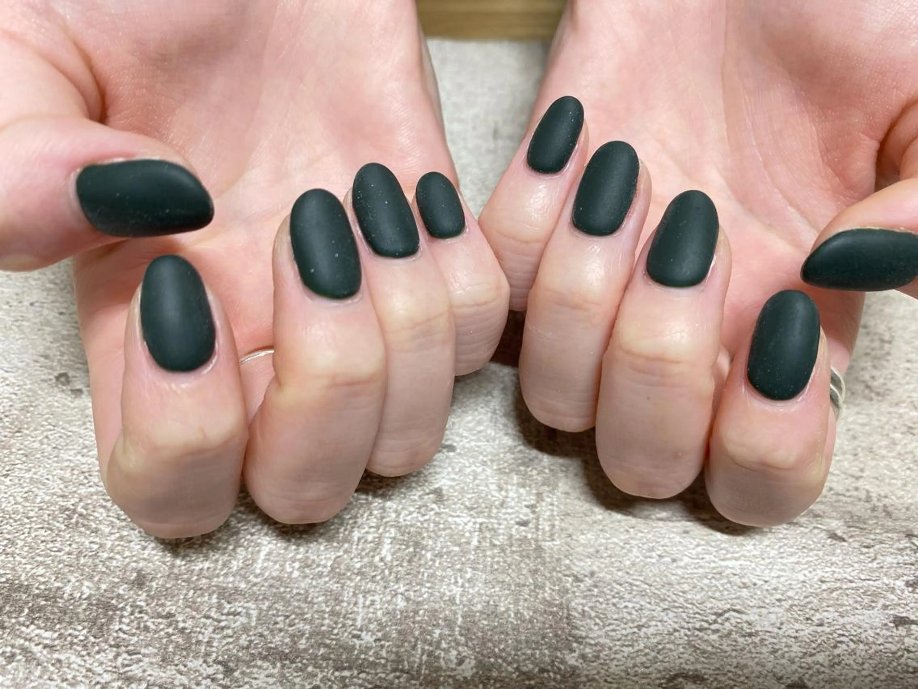 ネイル グリーン マットネイル ハンドネイル Mogu nail 二子玉川のネイルデザイン