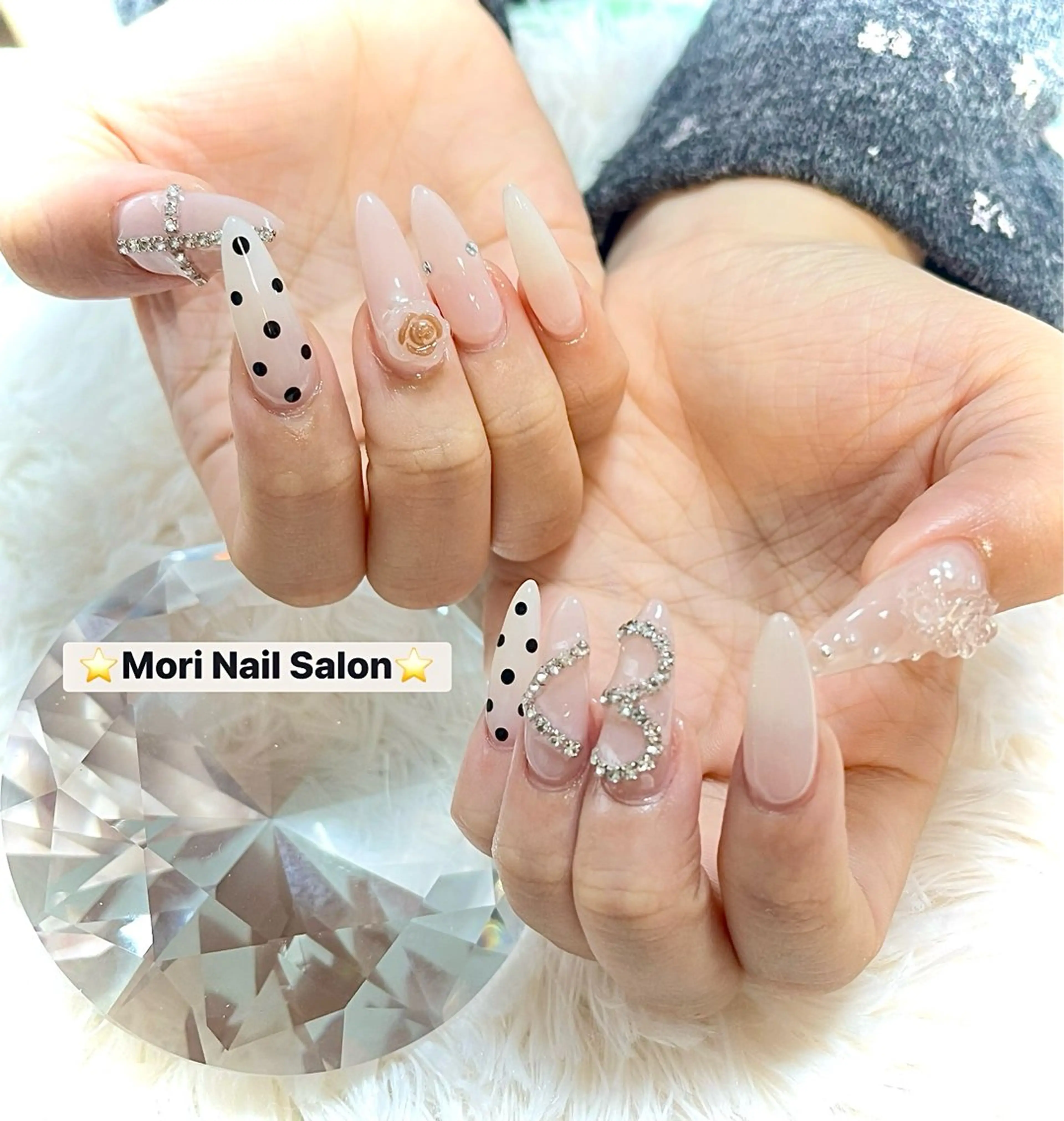 ネイル ハンドネイル MORI ネイル SALONのネイルデザイン