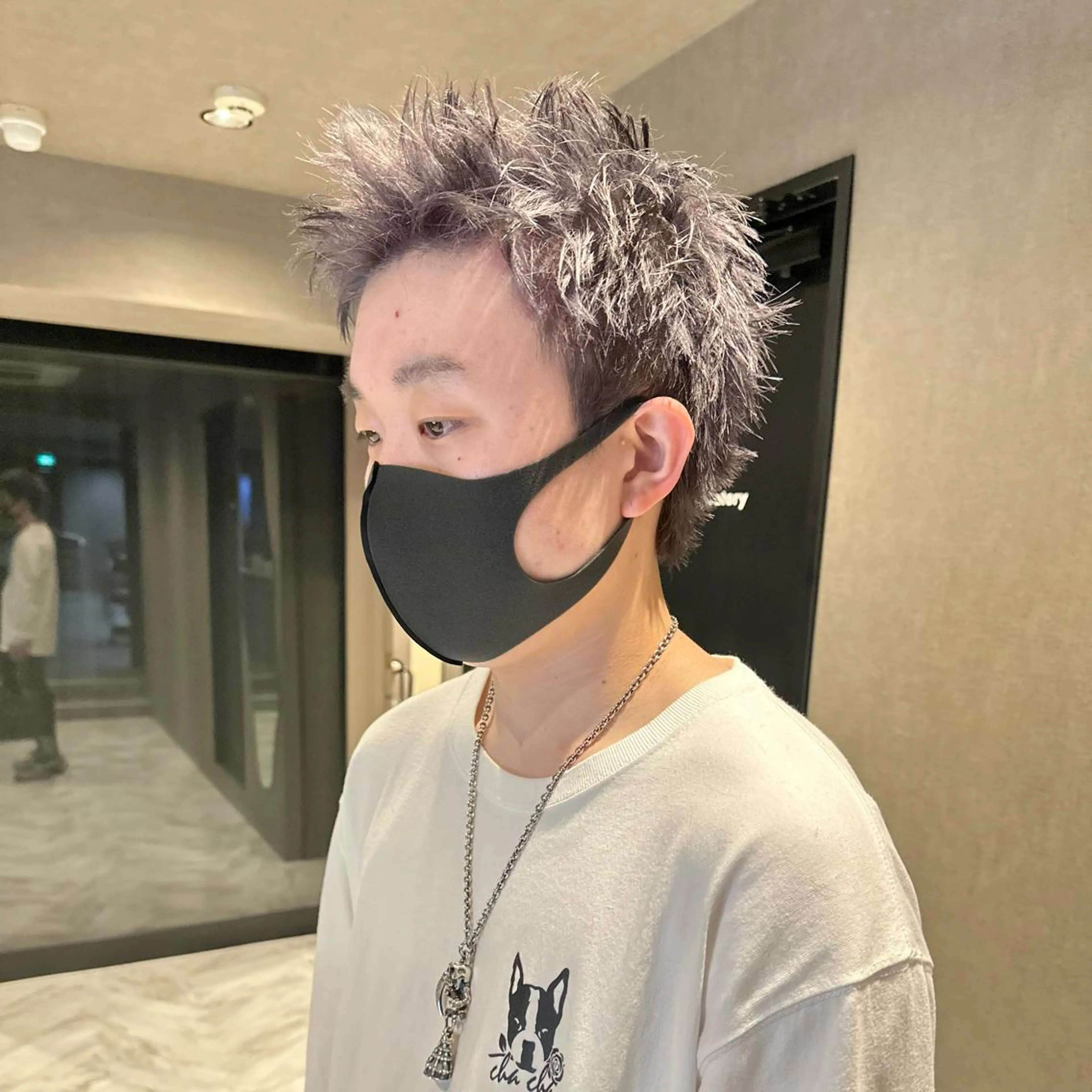 メンズ メンズハイトーン スパイキーショート ヨシカワ タツキのヘアスタイル