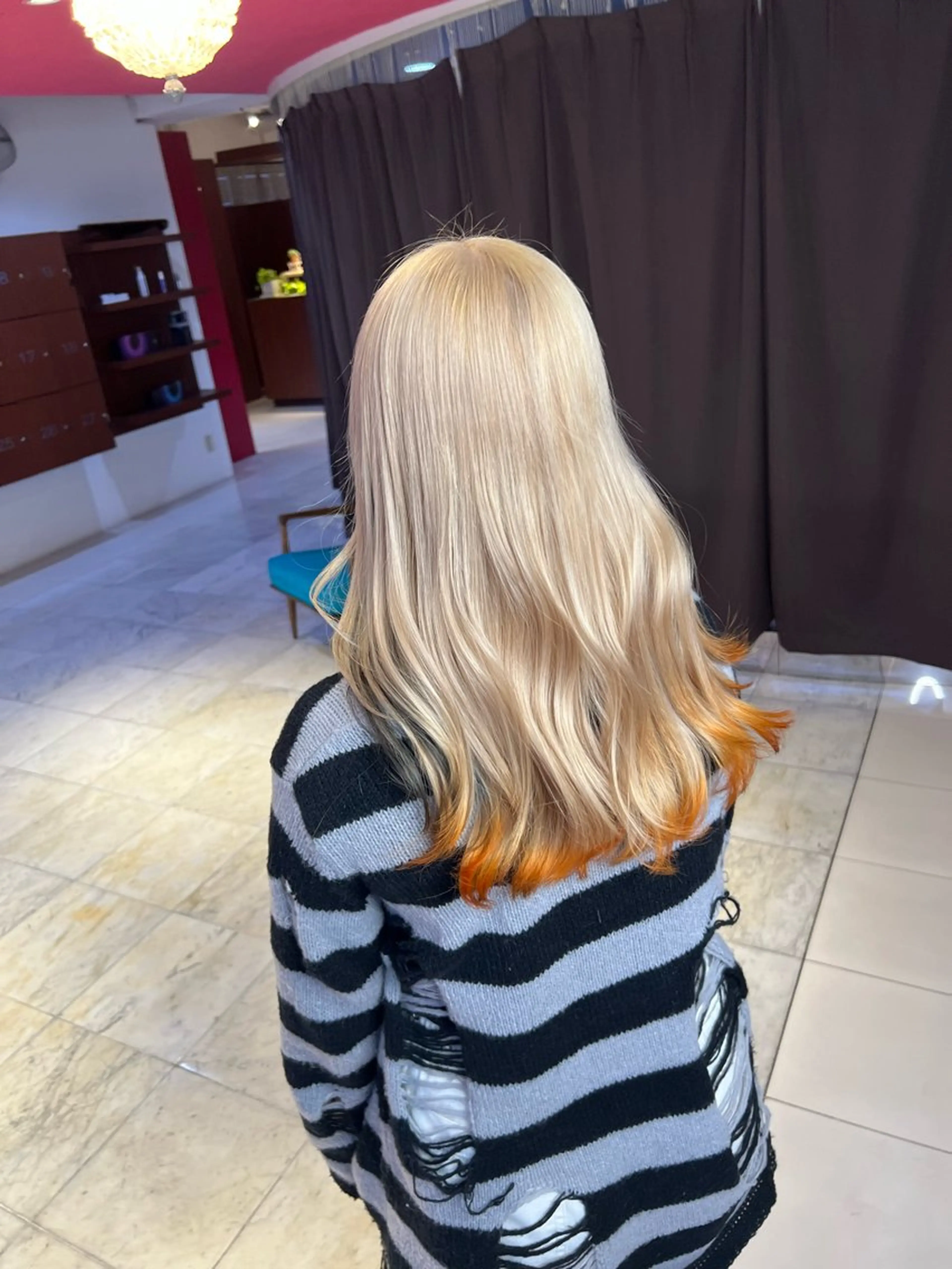 ミディアム ヘアカラー ⚠️激安ブリーチで 後悔してる方へ⚠️のヘアスタイル