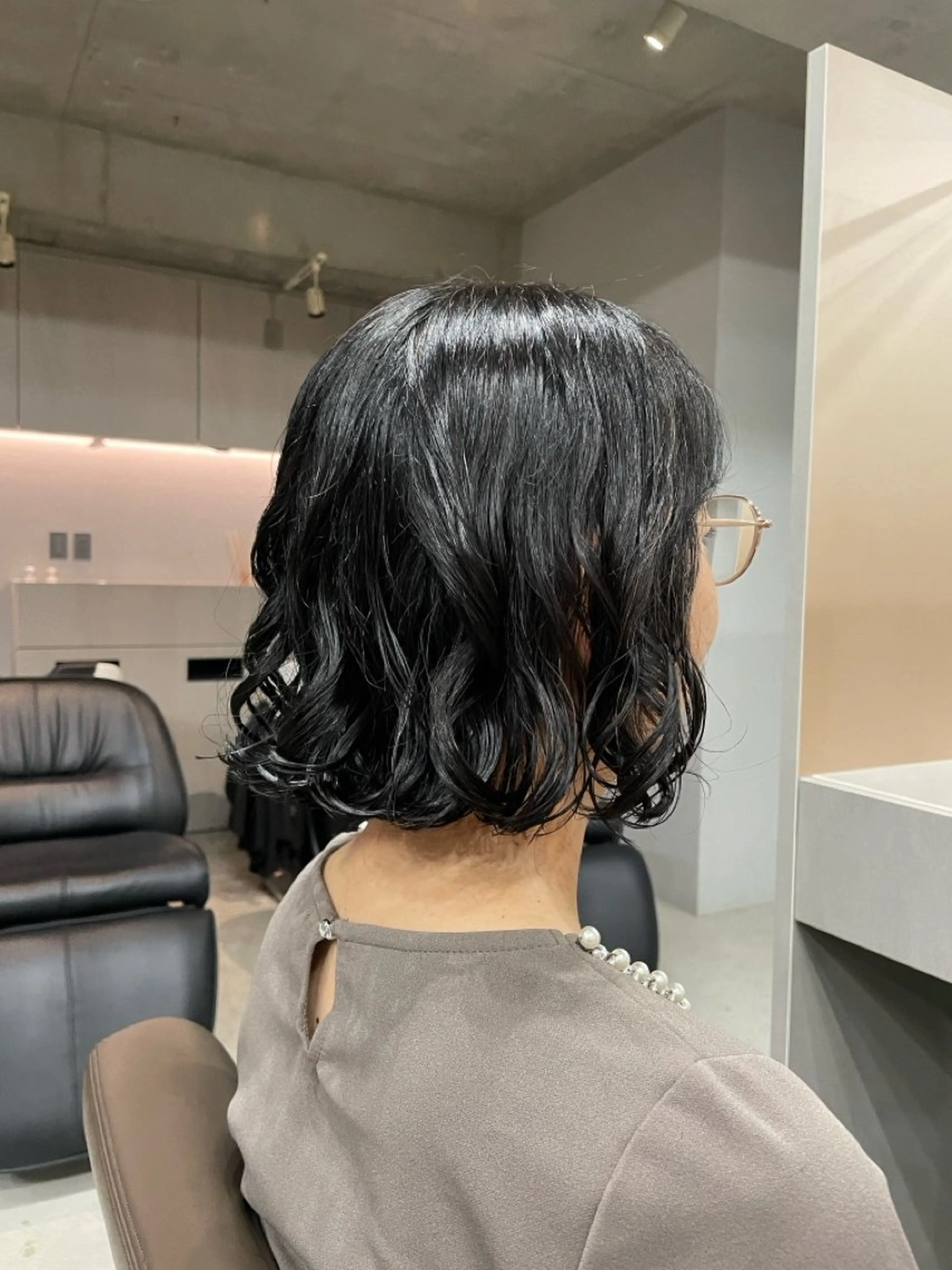 ショート パーマ パーマ aoba🩵/ボブ ×コテ巻き風パーマのヘアスタイル