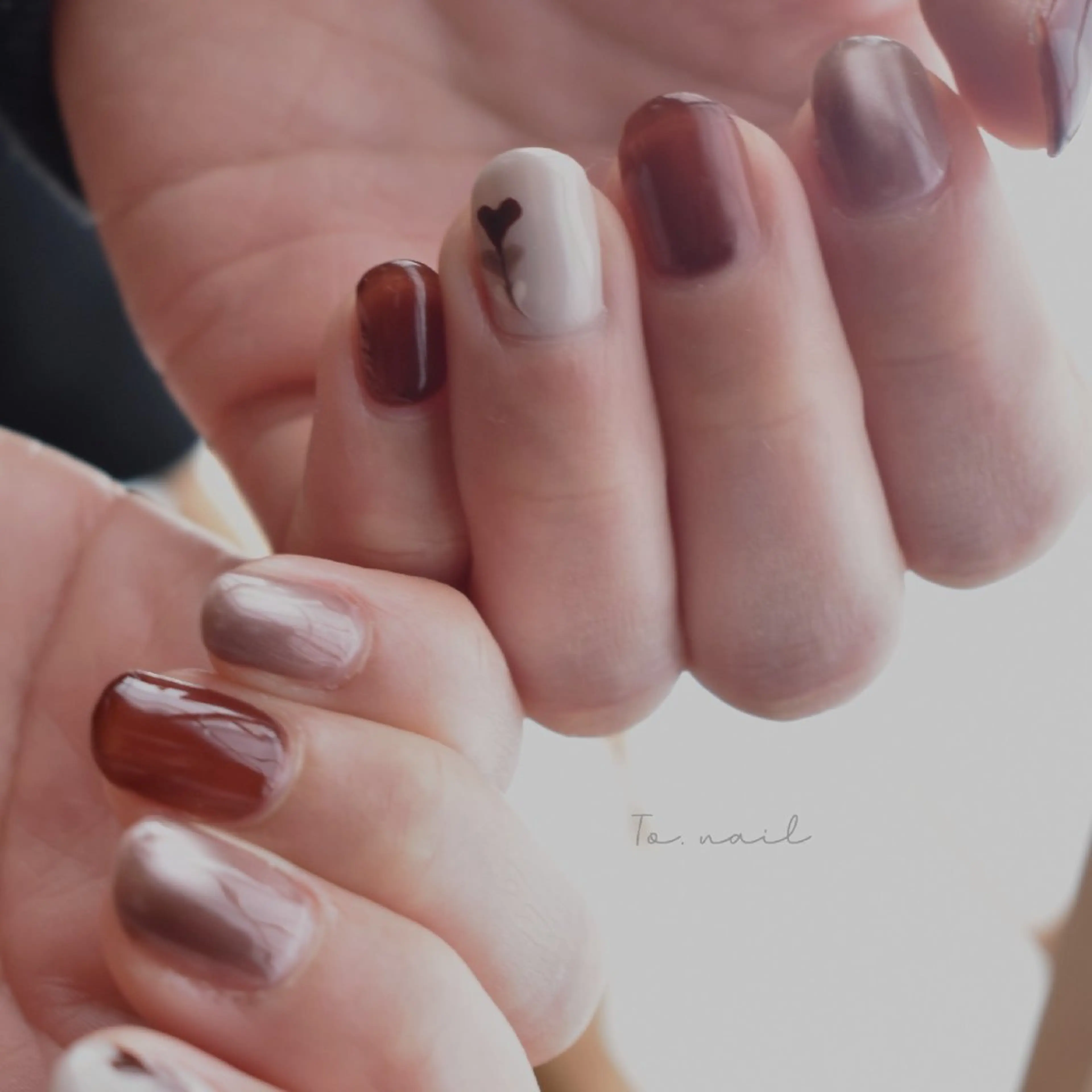 ネイル ハンドネイル To. nail （トゥ ネイル）のネイルデザイン