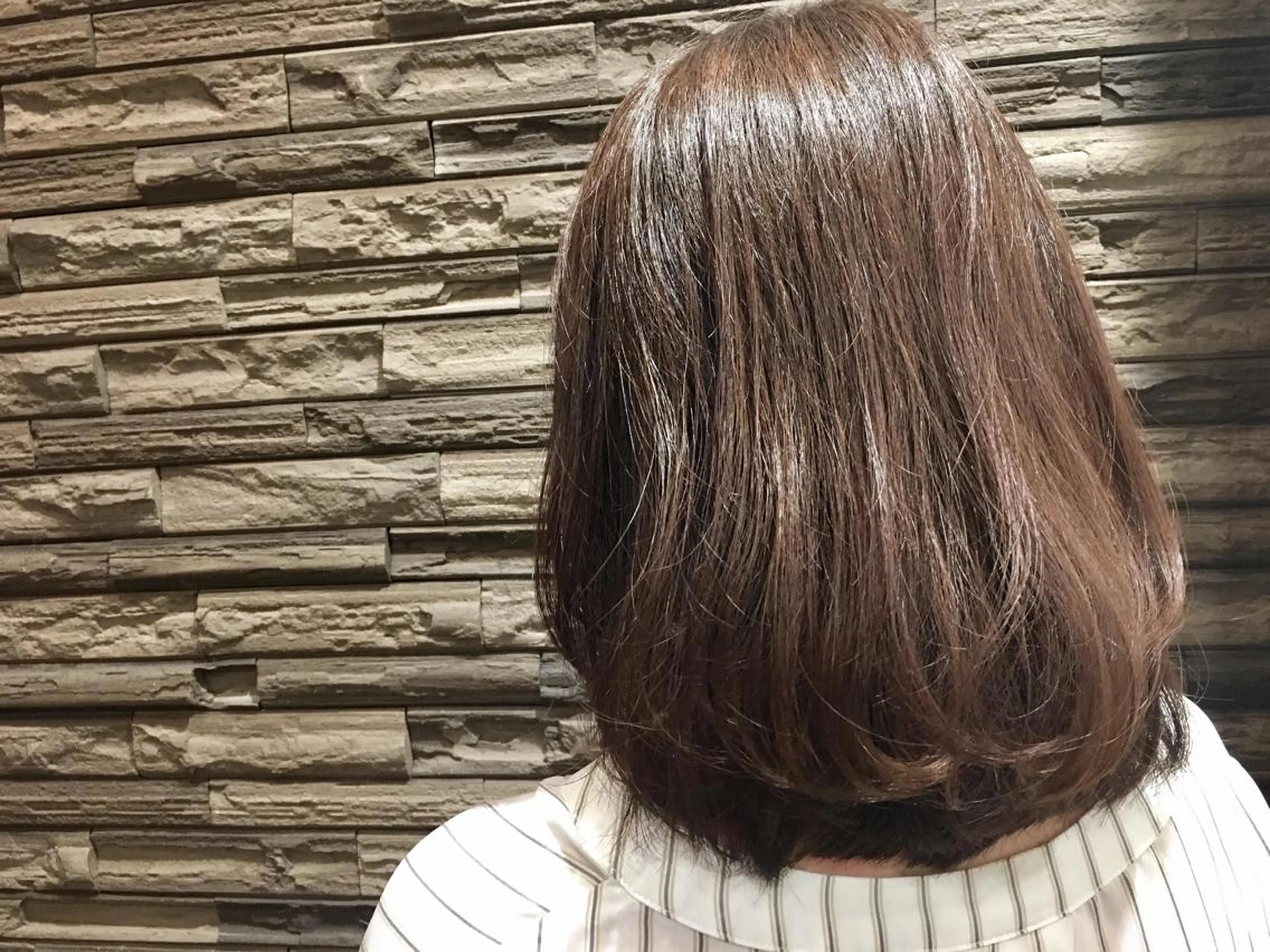 ミディアム アッシュ 【ヌーベルバレ】 ゆきみのヘアスタイル