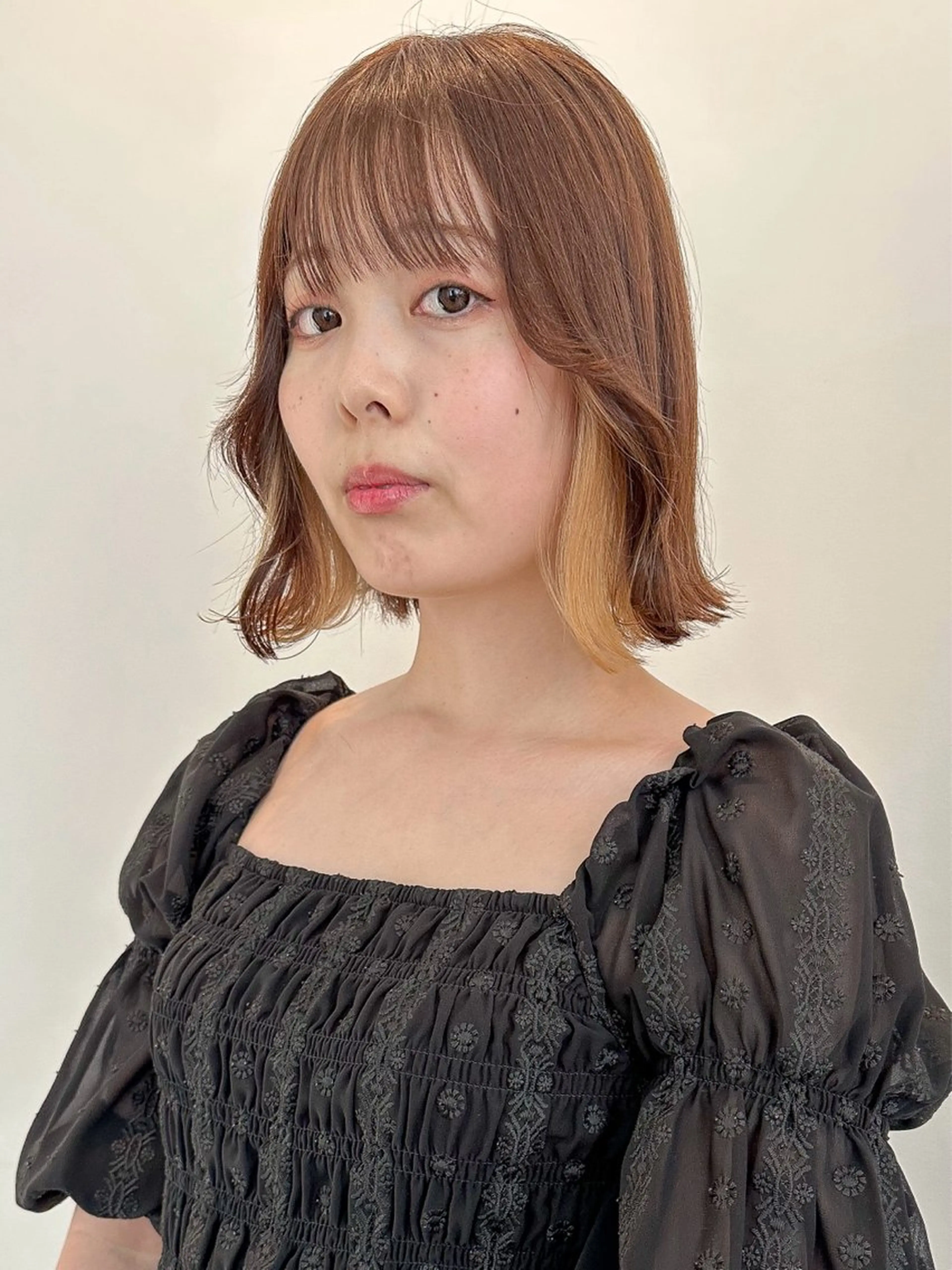 ショート カラー ヘアアレンジ ショートボブ ブリーチ インナーカラー ブリーチなしカラー ボブ 切りっぱなしボブ/ デザインカラー店長のヘアスタイル