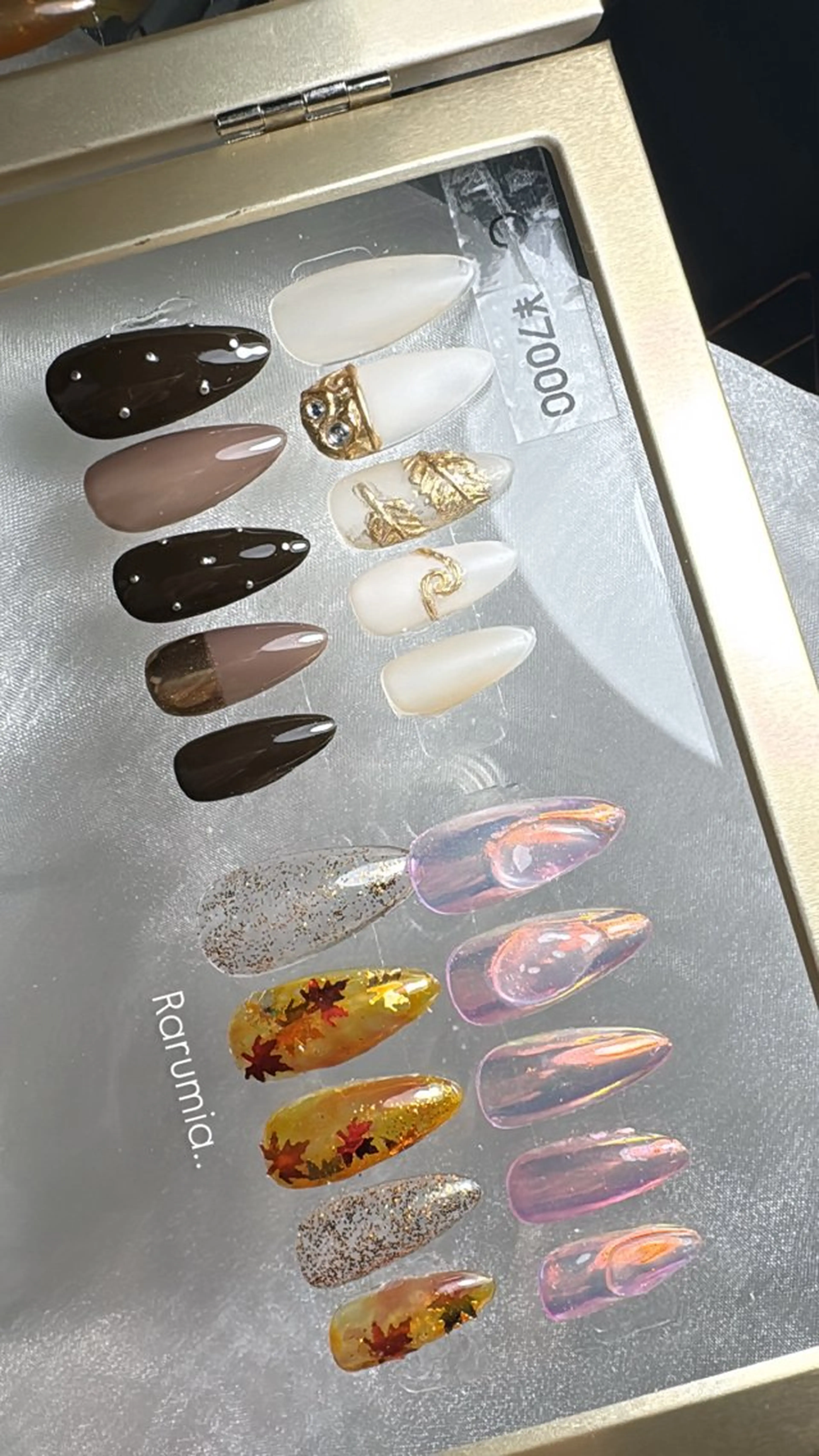 ネイル 空きは直接 お問い合わせ下さいのネイルデザイン