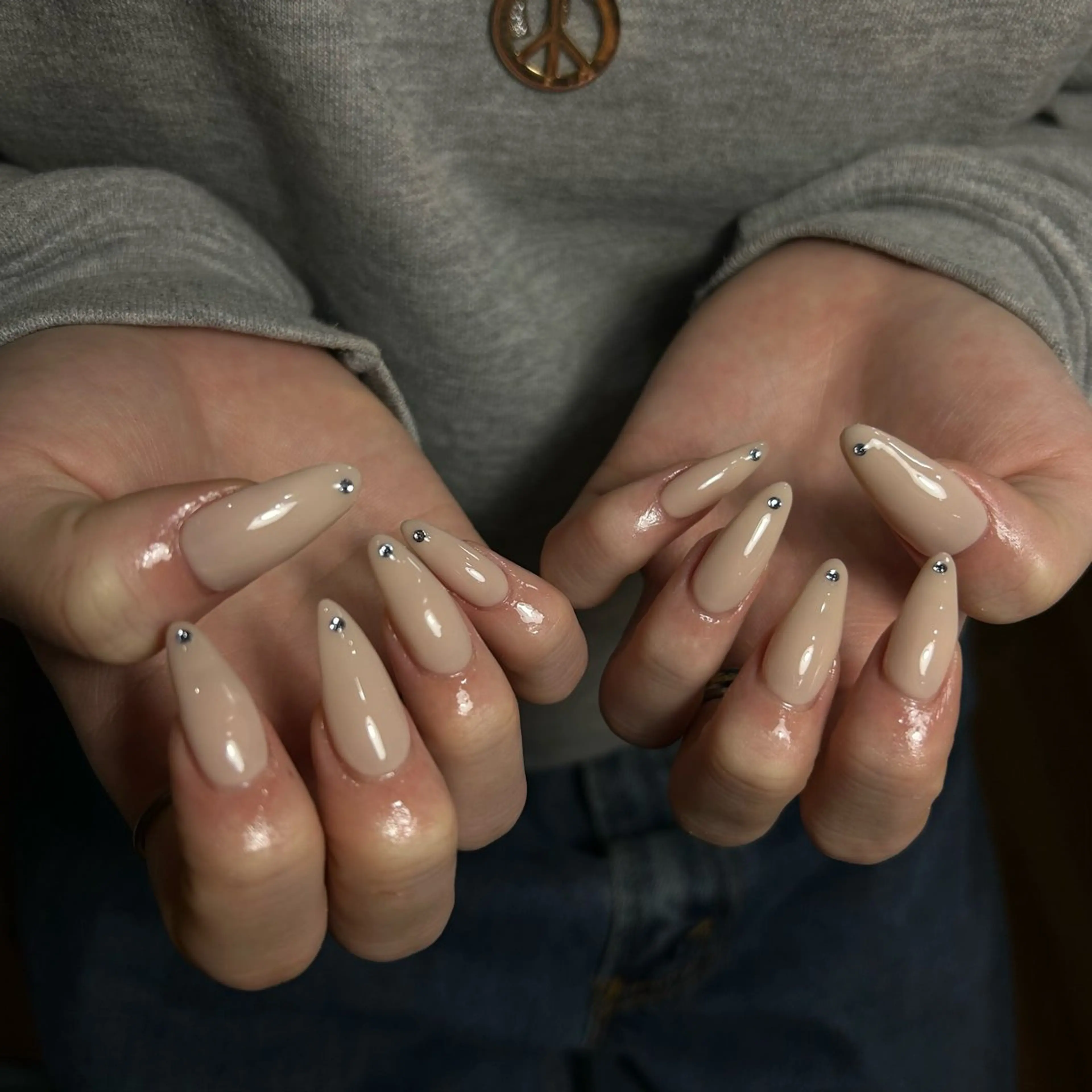 【オフ/ケア⟡.·】ワンカラーorラメグラデーショの写真