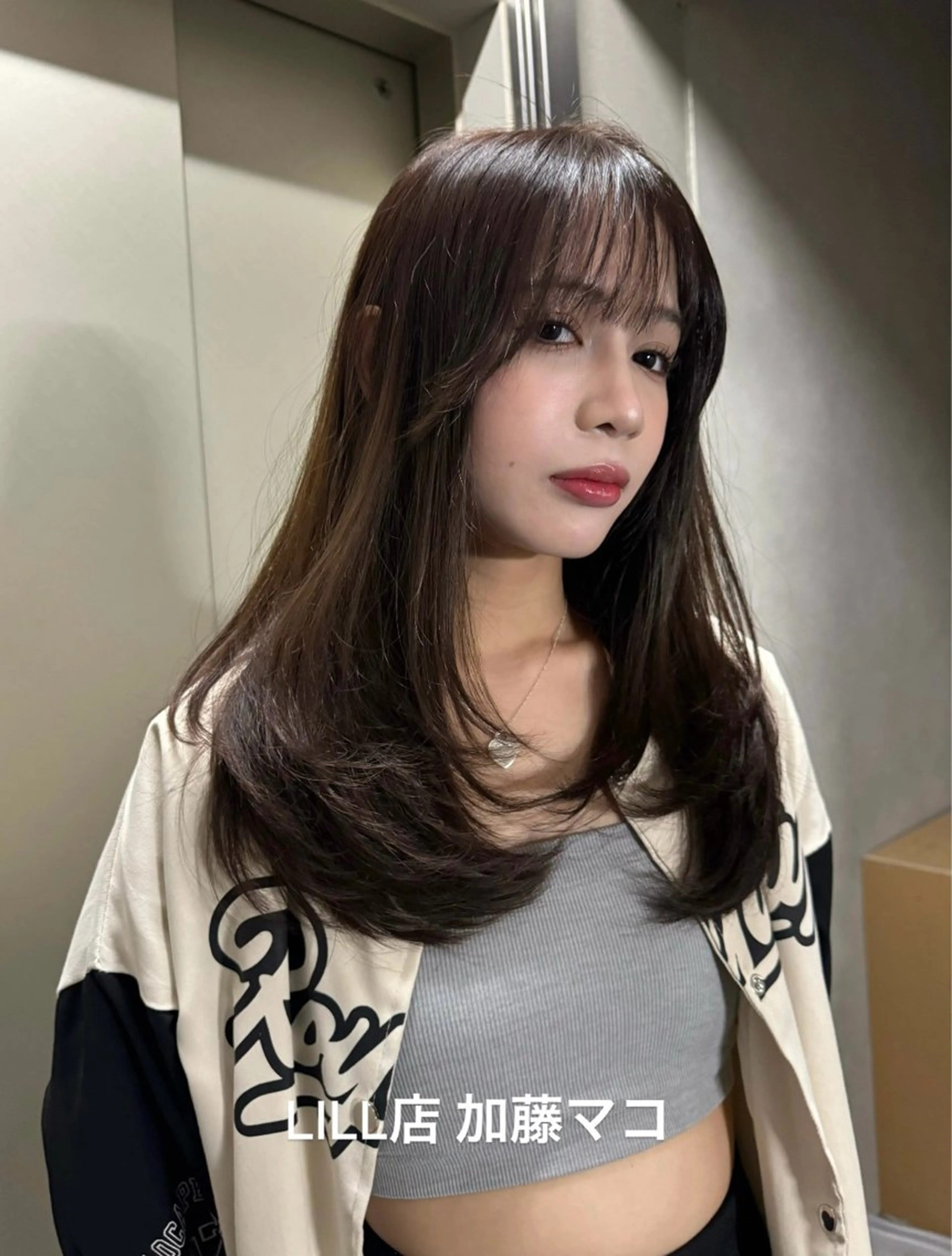 セミロング カラー ワンカールで盛れる レイヤー🎀Macoのヘアスタイル