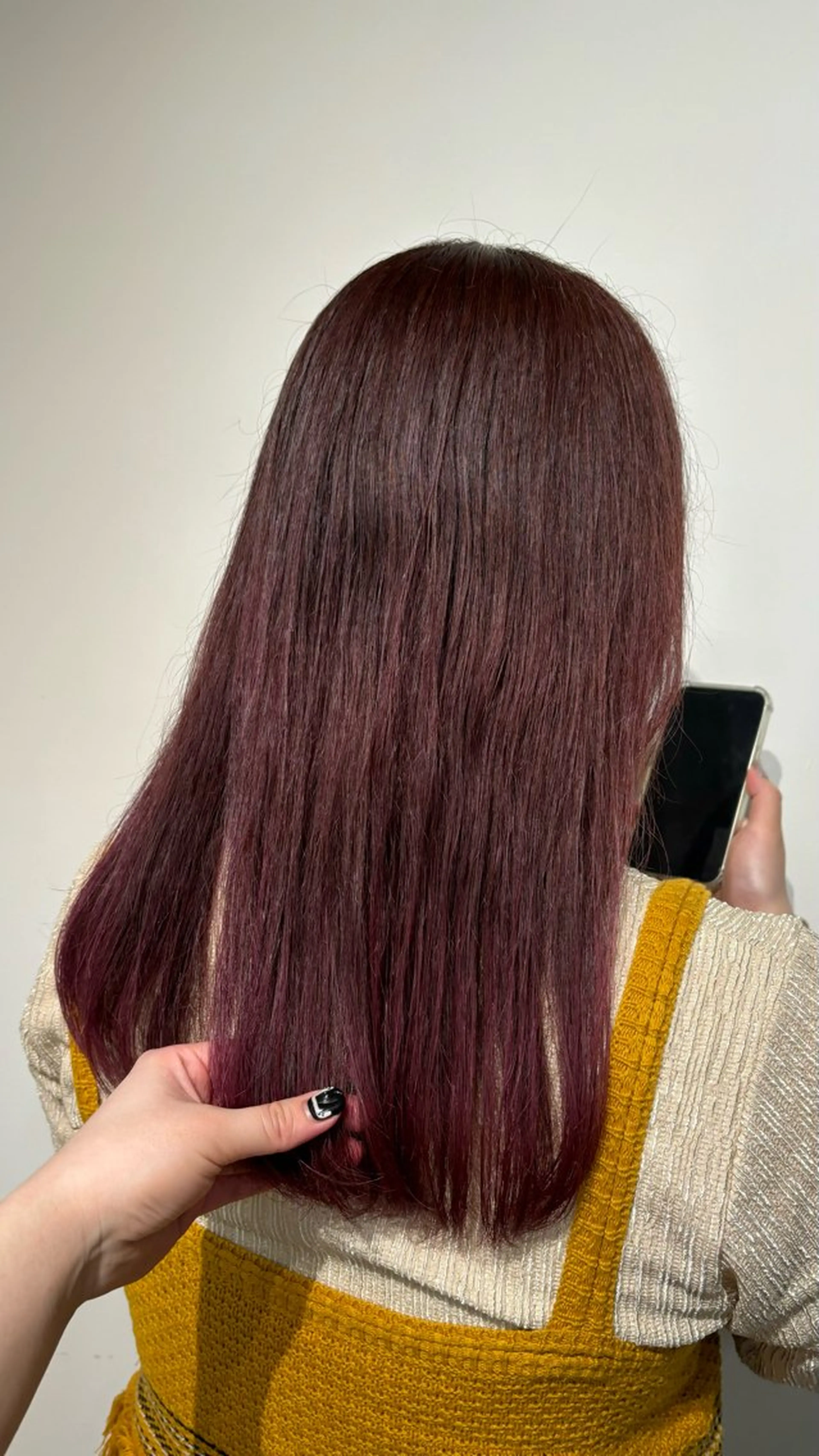 カラー ブリーチ カシス ピンクカラー ワイズミ モモカのヘアスタイル