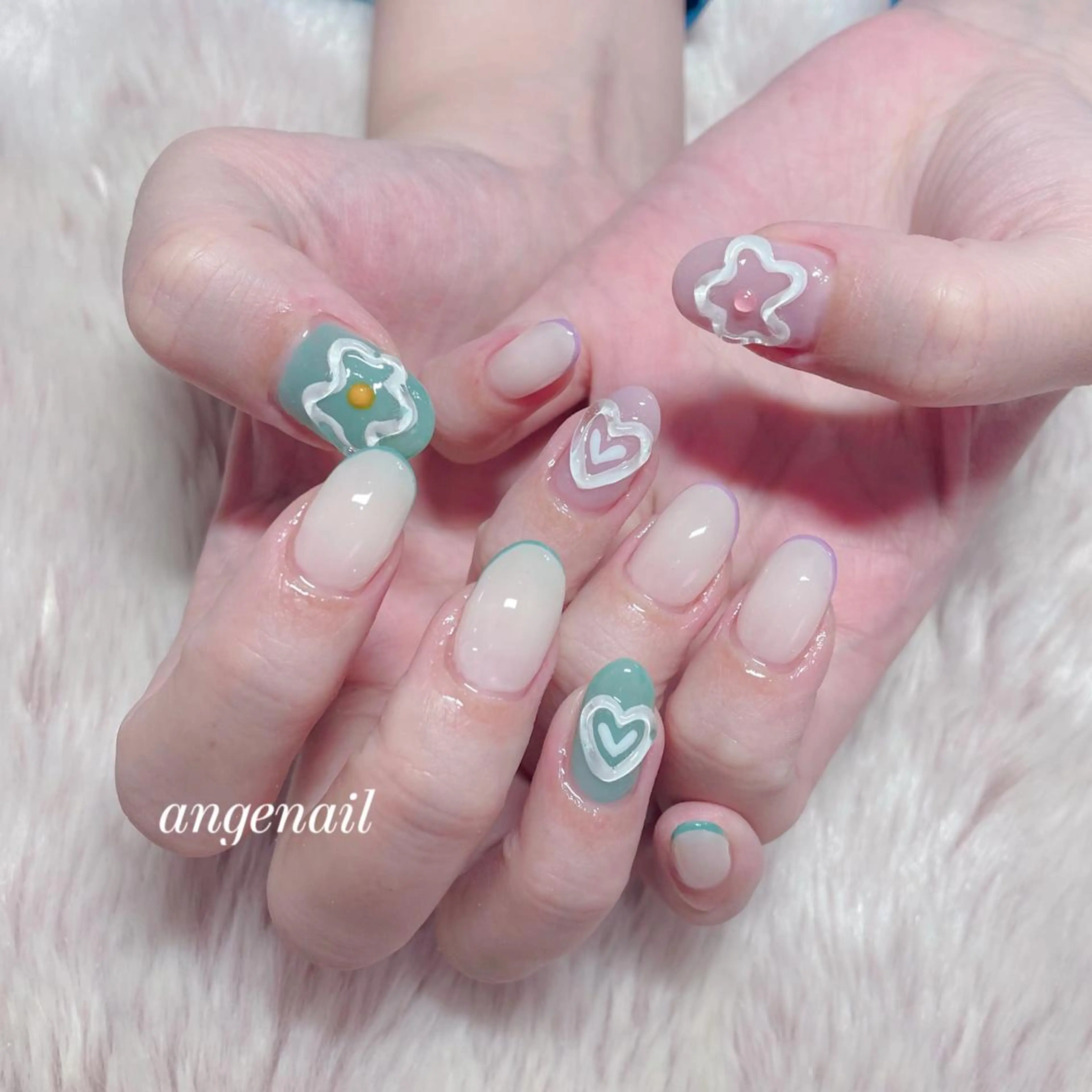 ネイル ハンドネイル オーナーネイリスト MAKIのネイルデザイン