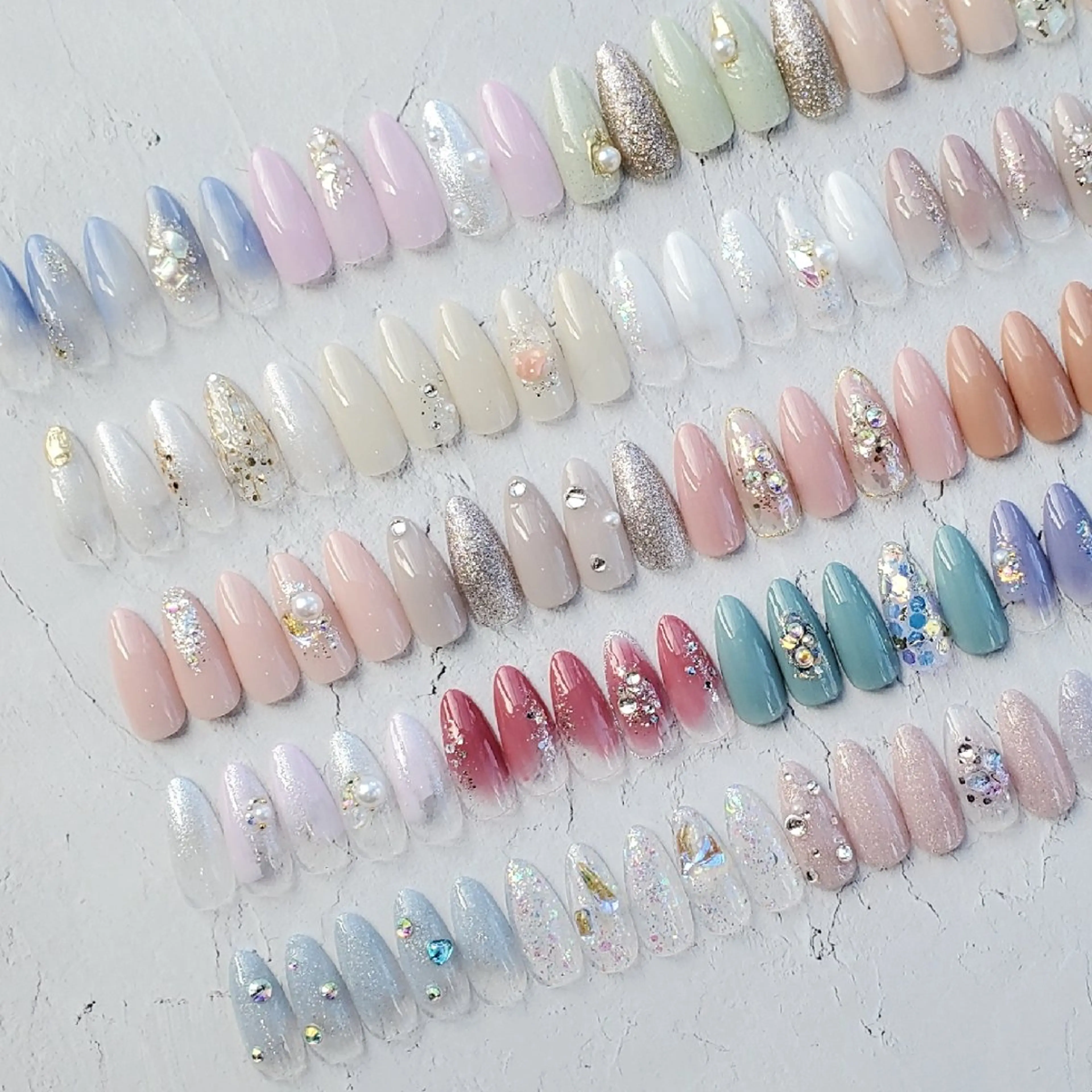 ネイル NOIR所属・NOIR 長谷川のネイルデザイン