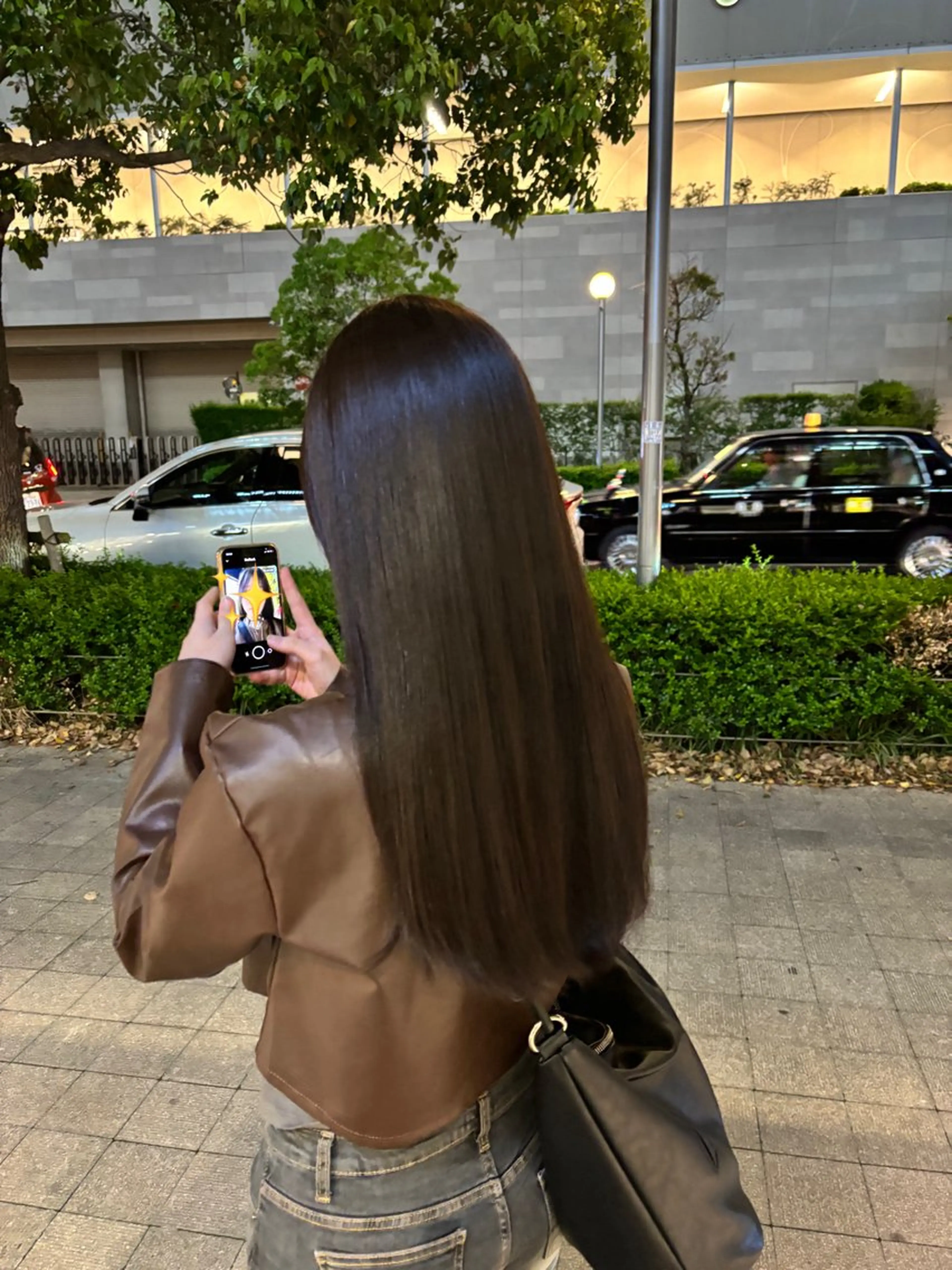 ロング 太田代 桃のヘアスタイル