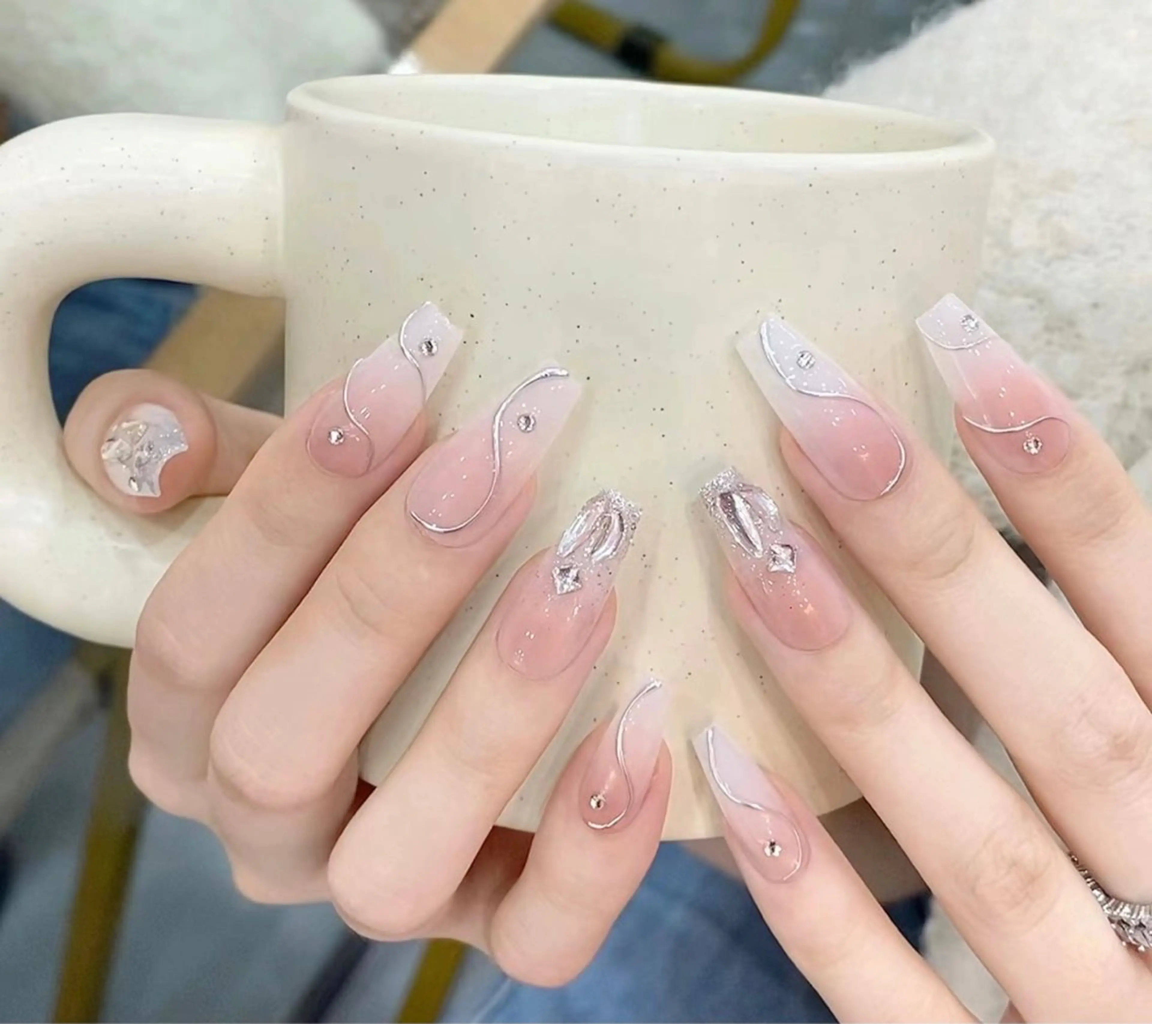 ネイル ハンドネイル D-BEAUTY Nailsalonのネイルデザイン