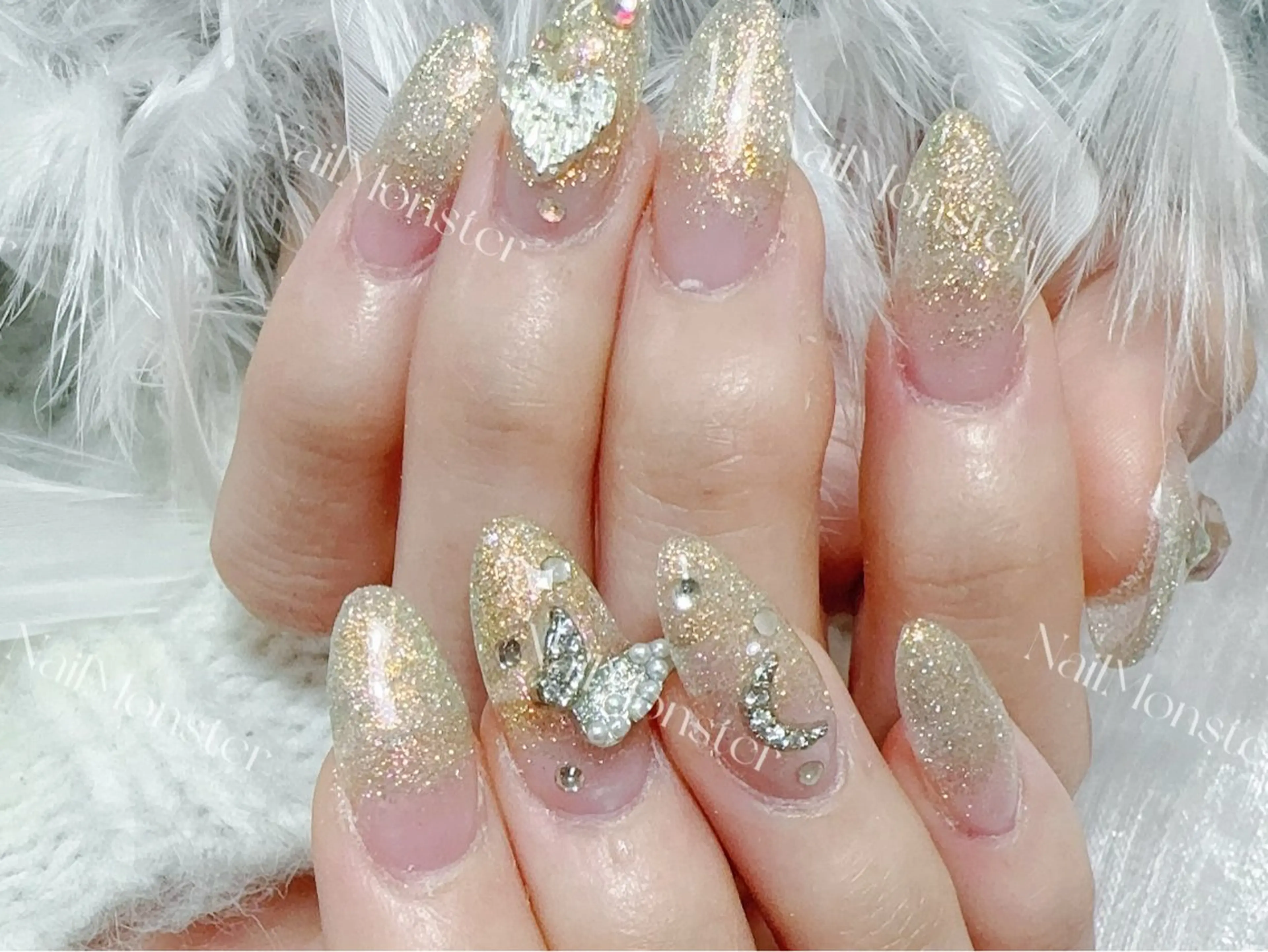 12月⭐️オフ無料⭐️チップ+ジェル長さ出し☆持ち込みデザイン★アート4本まで★の写真