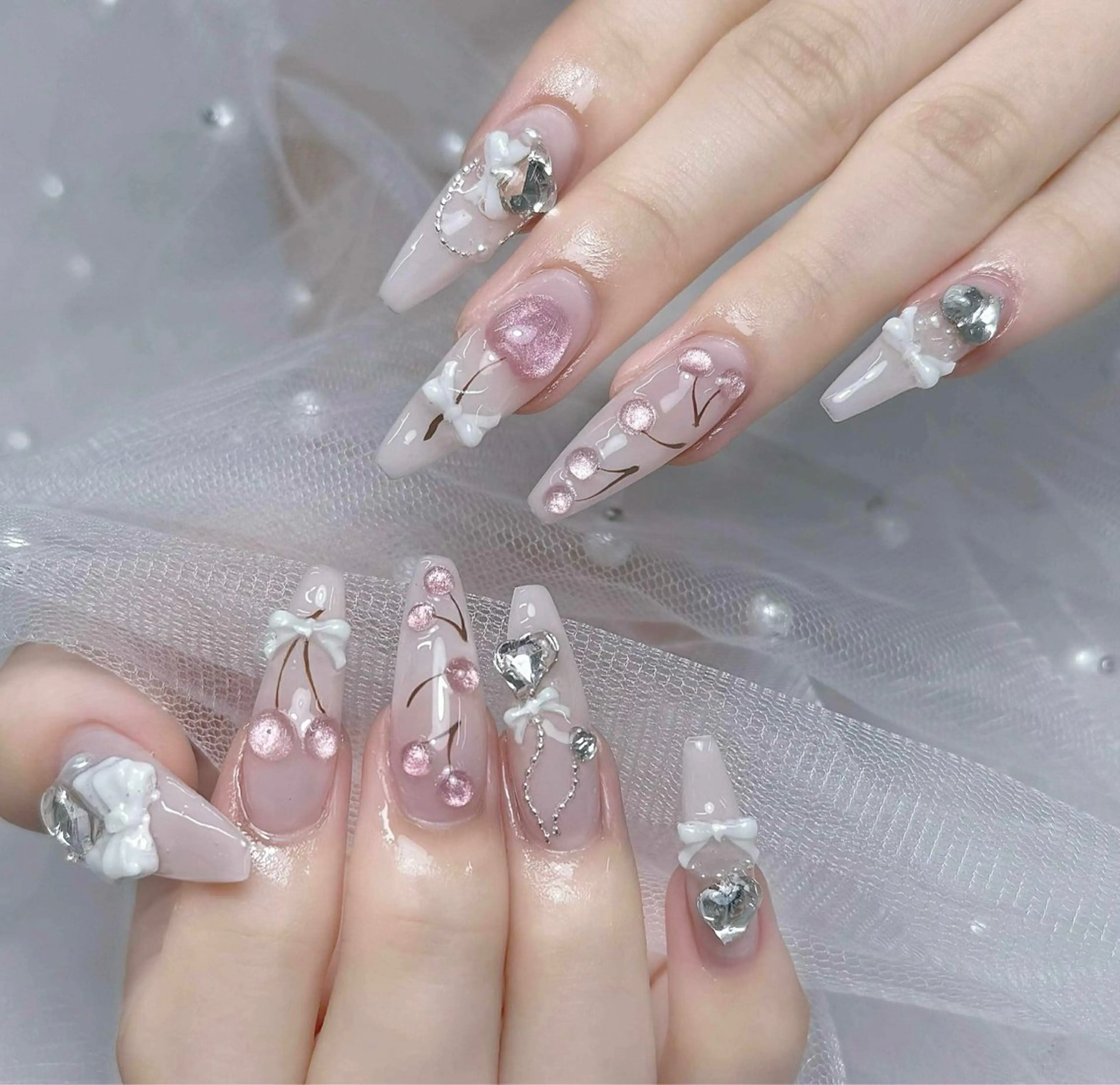 ネイル ハンドネイル ハンドケア Nova Nail Nambaのネイルデザイン