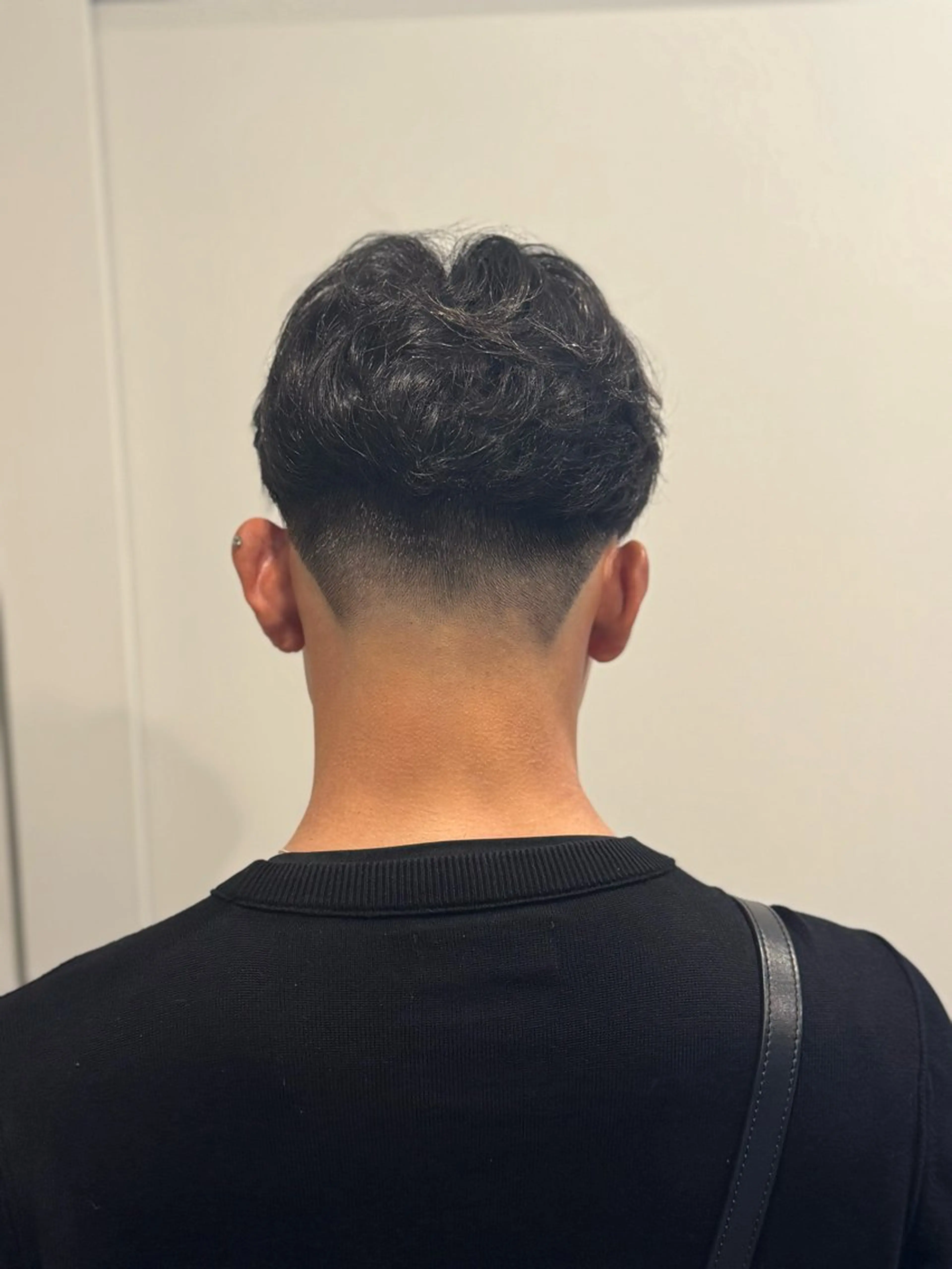 メンズ leo/ロング／ レイヤーカット⛈️のヘアスタイル