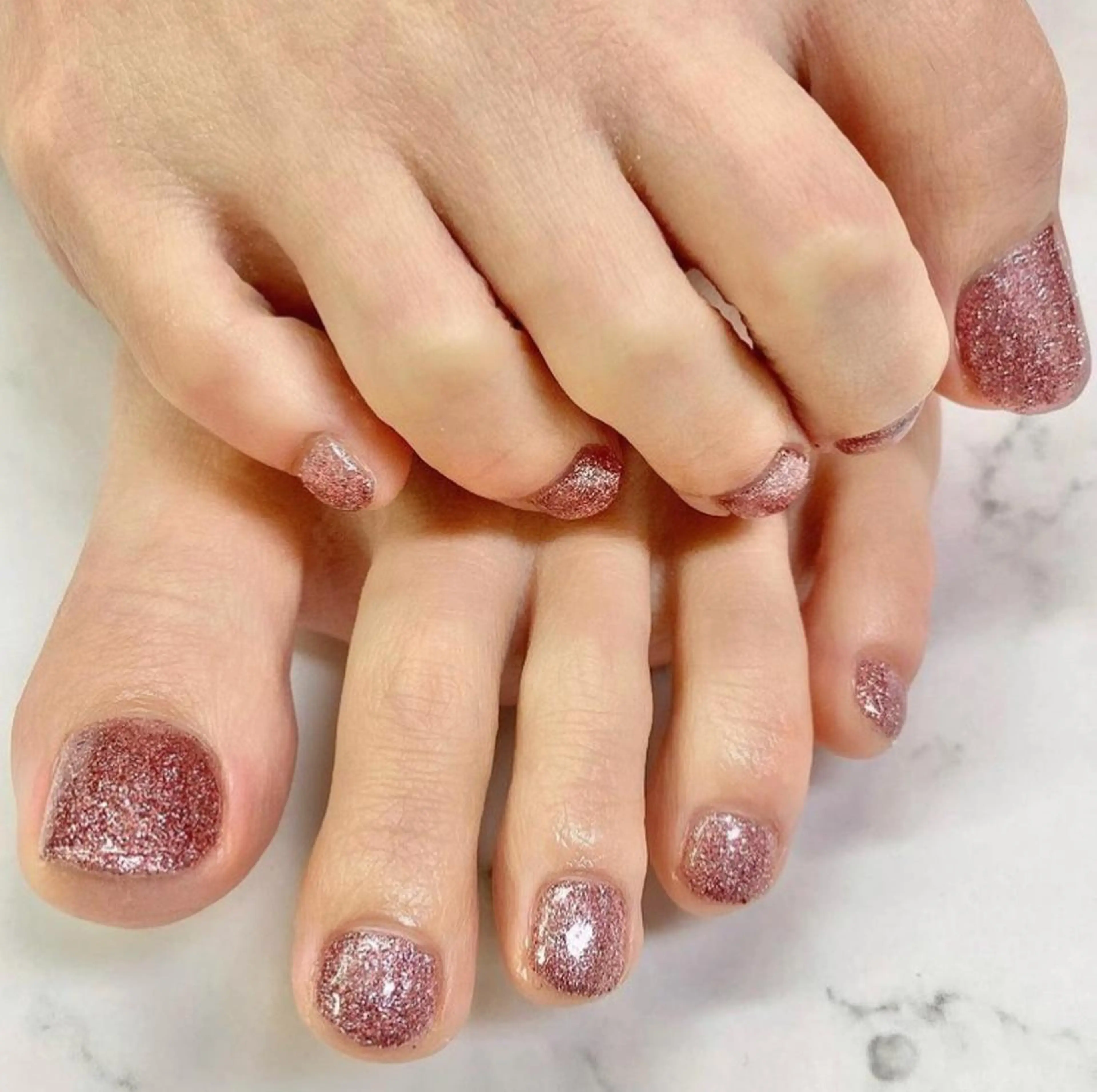 ネイル フットネイル ワンカラーネイル フットネイル Mojyam nail所属・松本 実咲のネイルデザイン