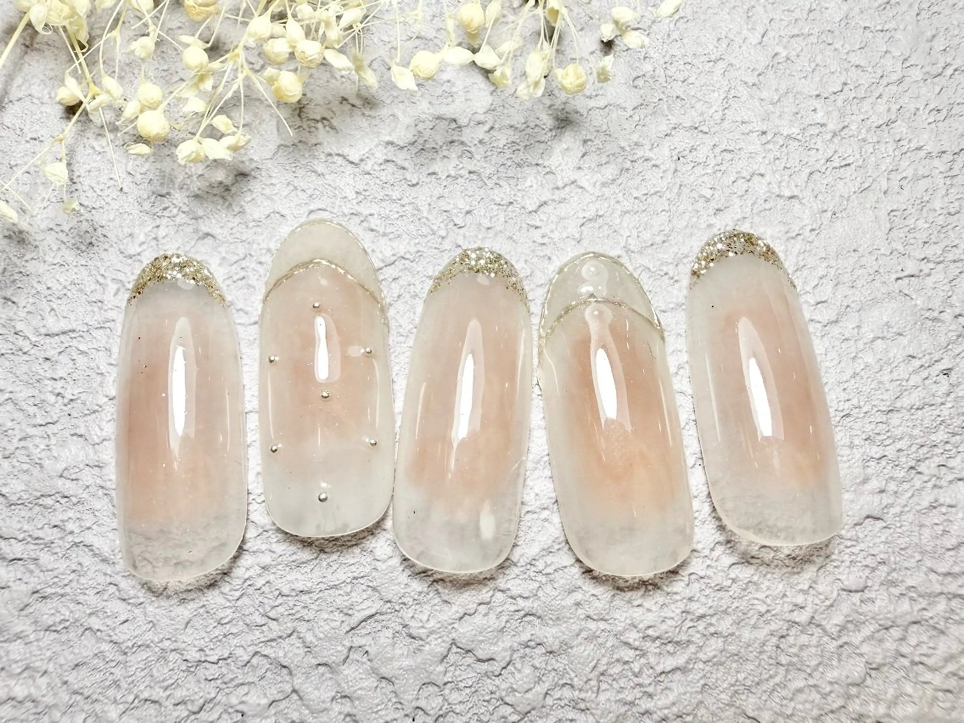 ネイル ジェルネイル マグネットネイル オフィスネイル パラジェル シンプルネイル ネイルサロン パールのネイルデザイン