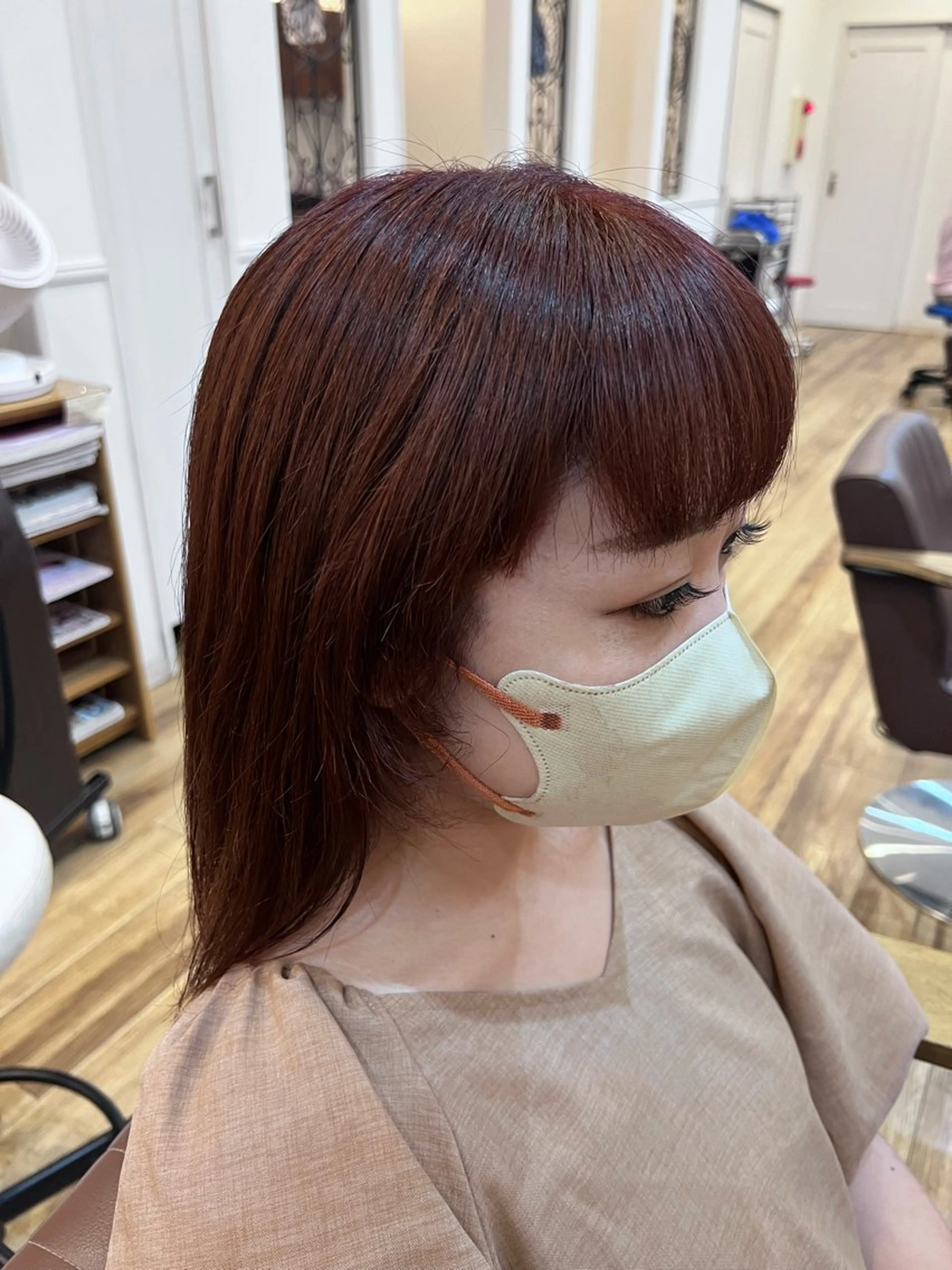 セミロング カラー 🐰ハイトーンカラー 畠山　渡🐰のヘアスタイル