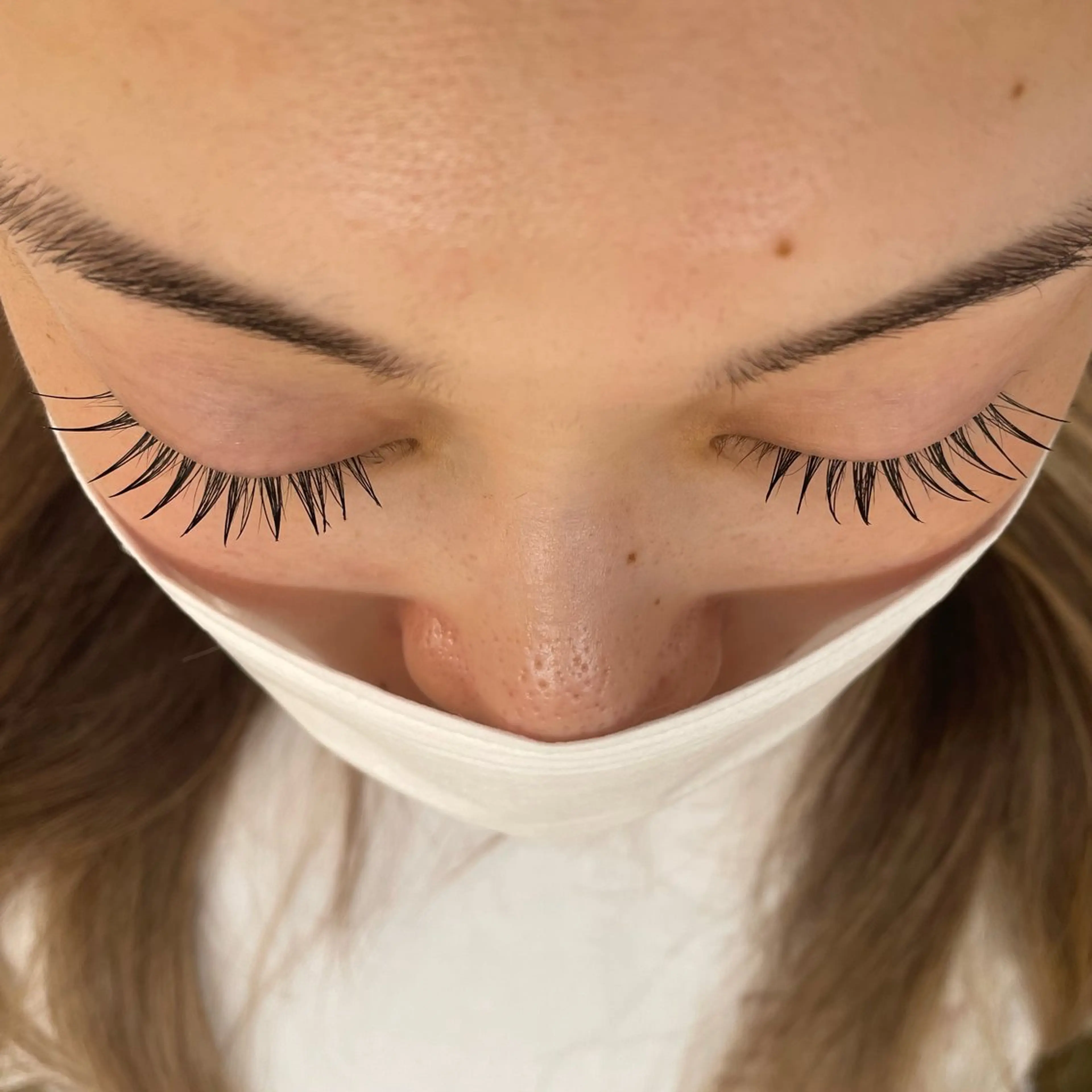 マツエク・マツパ マツエク ayumi/似合わせ トレンド/束間🪽の眉毛・アイブロウイメージ