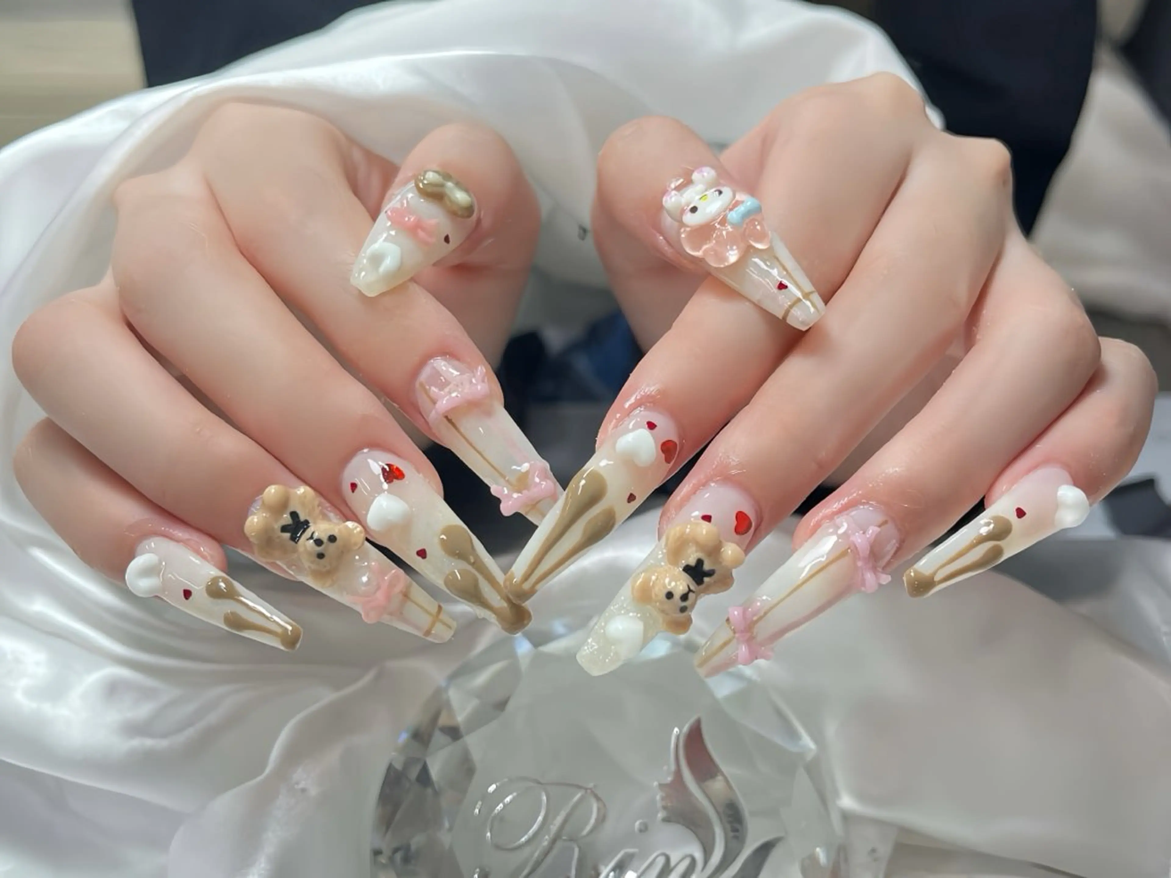 ネイル アートネイル ロングネイル ニュアンスネイル スカルプネイル ネイルチップ ハンドネイル Rin Nail 新大久保店のネイルデザイン