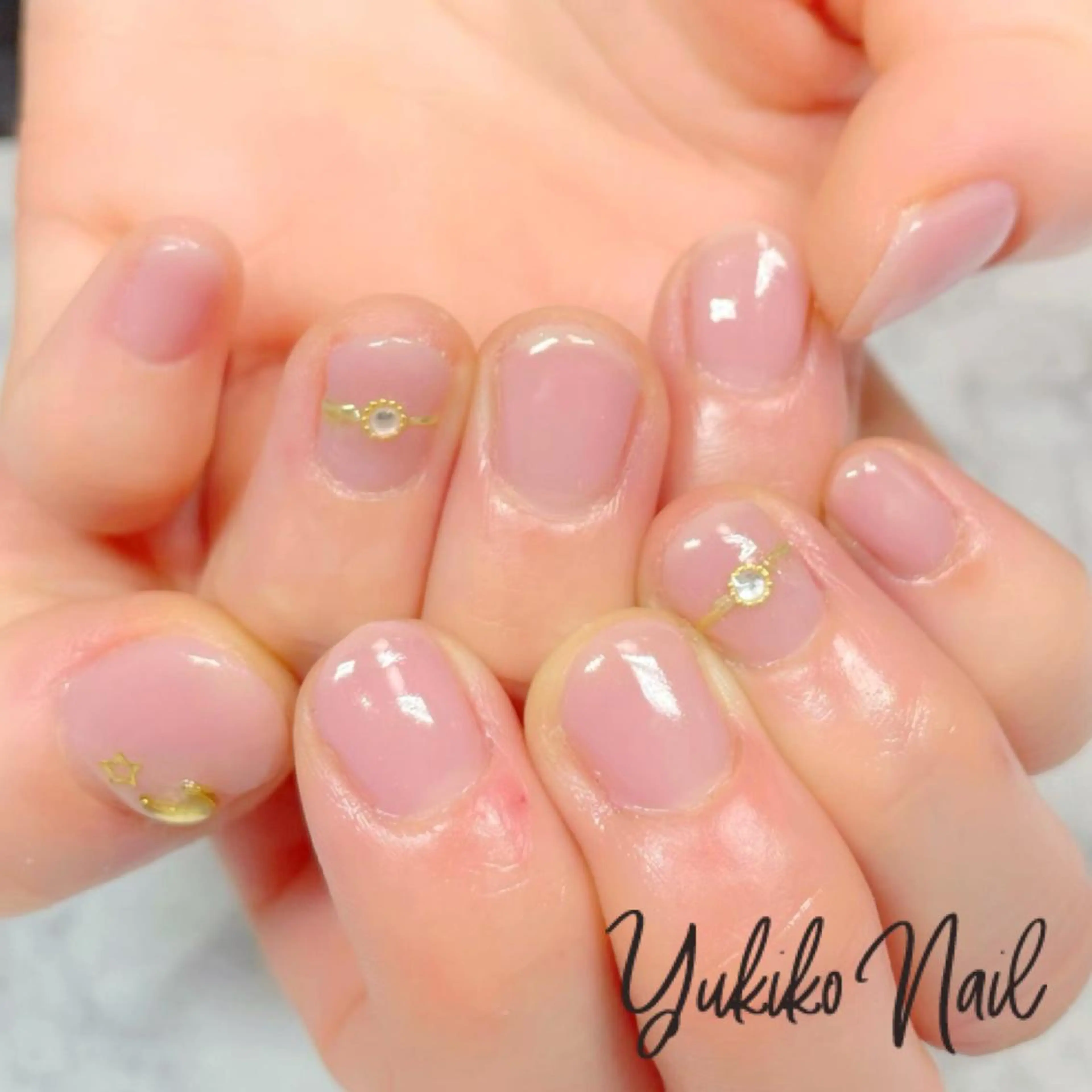 ネイル アートネイル オフィスネイル ワンカラーネイル ピンク ピンクベージュ ハンドネイル ユキコ ネイルのネイルデザイン