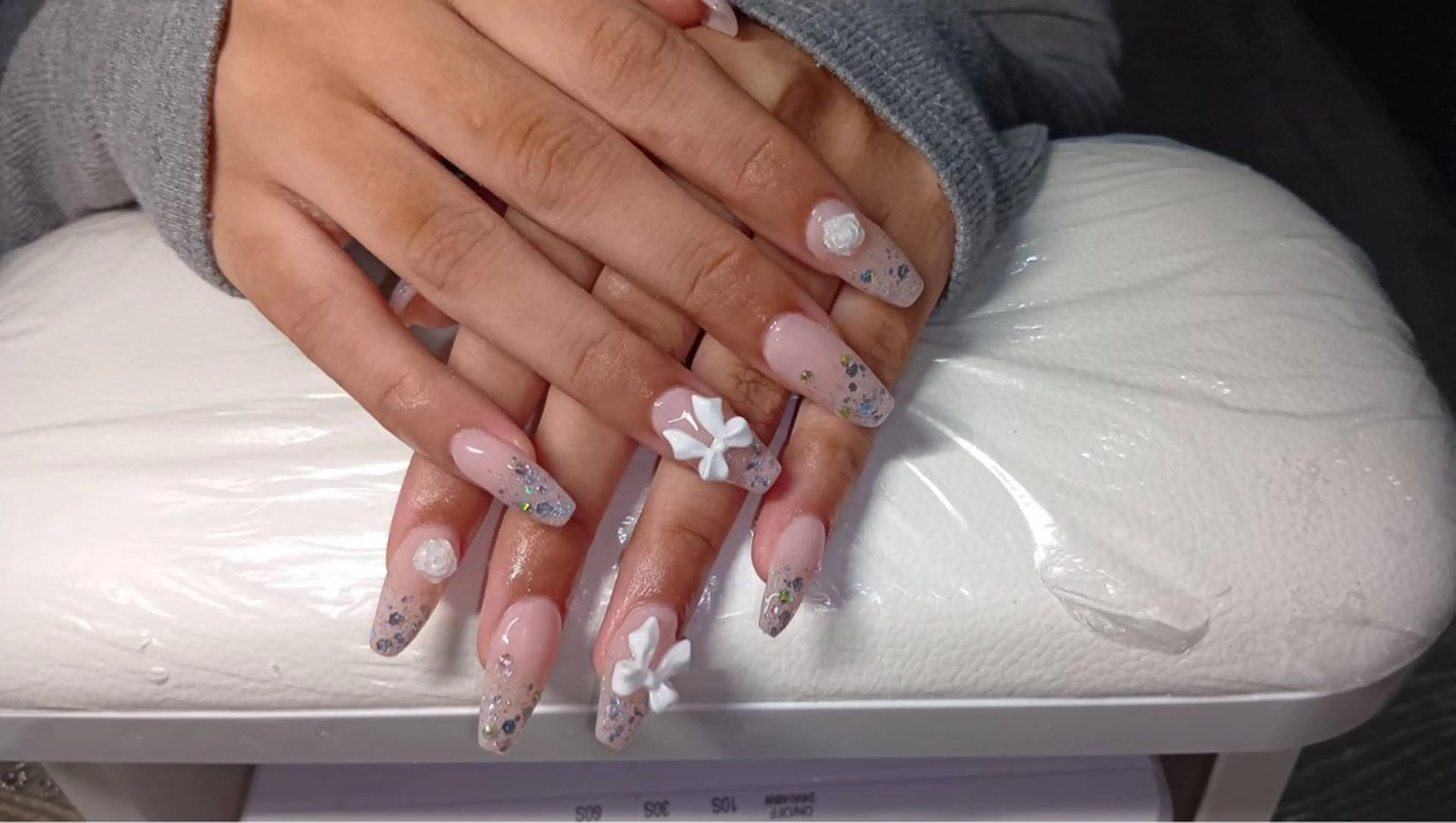 ネイル ハンドネイル nail salon oneness🎀のネイルデザイン