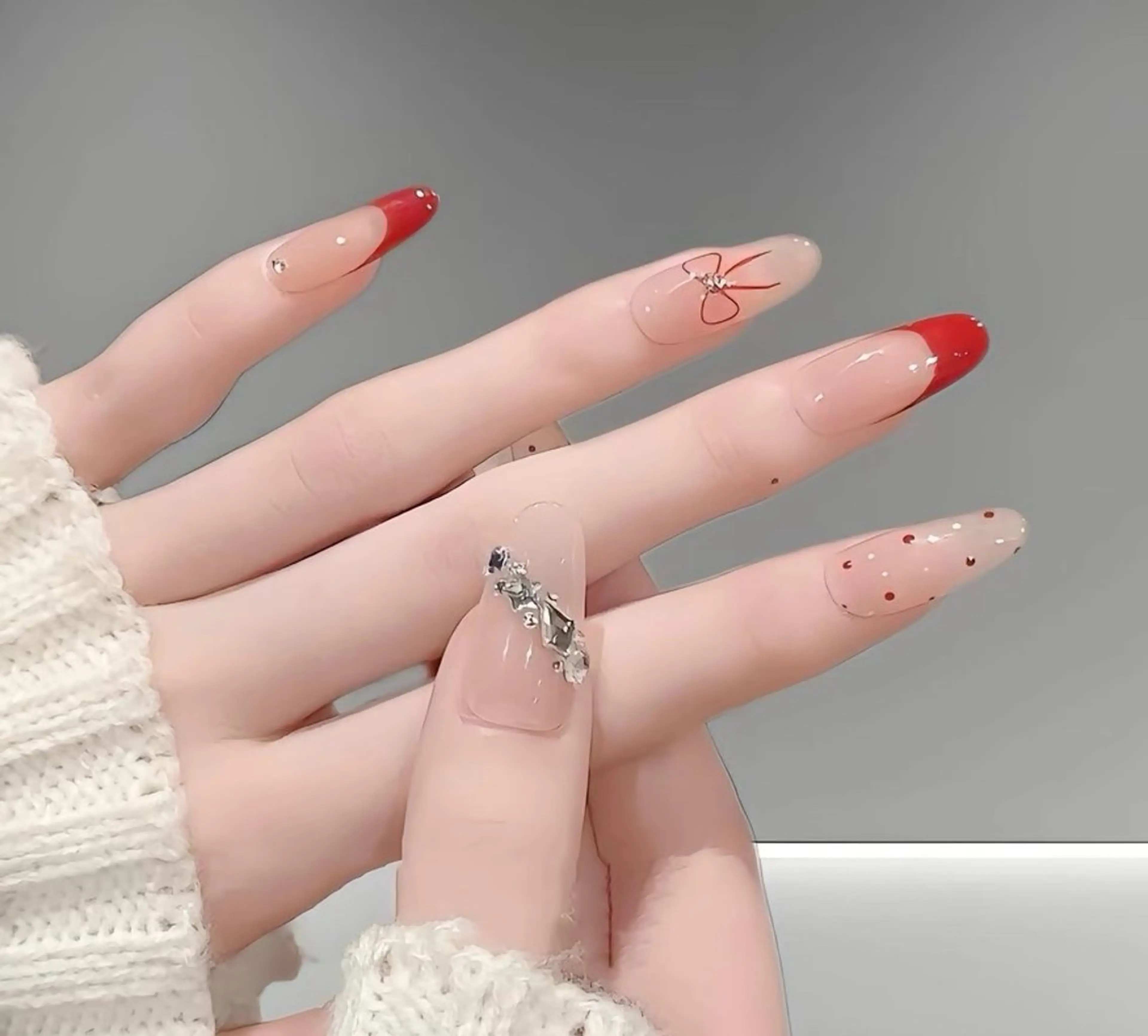 ネイル チークネイル 長さ出し フレンチネイル ガーリー 韓国ネイル sun nail池袋 モデル募集のネイルデザイン