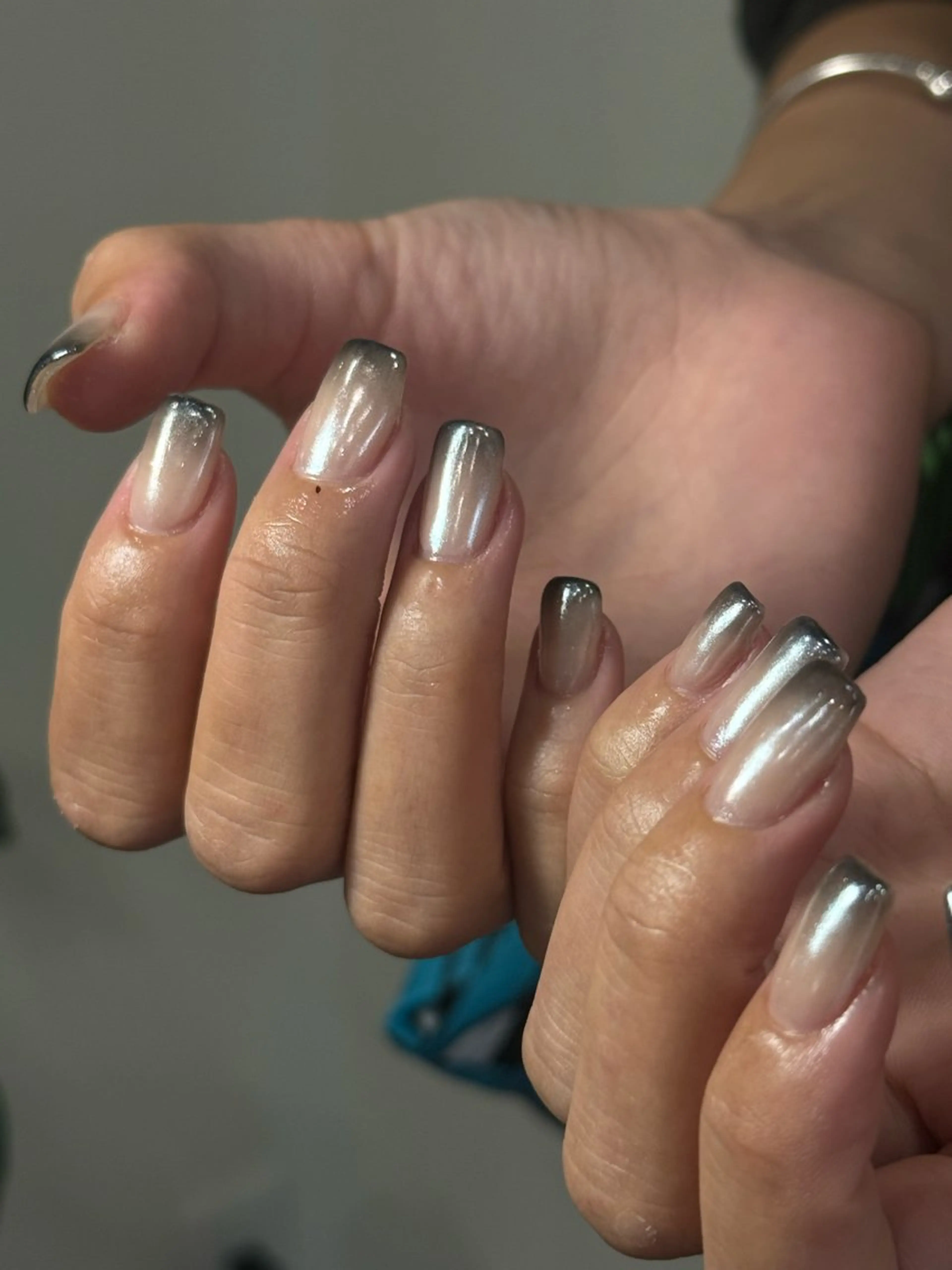 ネイル neouv所属・NEOUV_ mikuのネイルデザイン