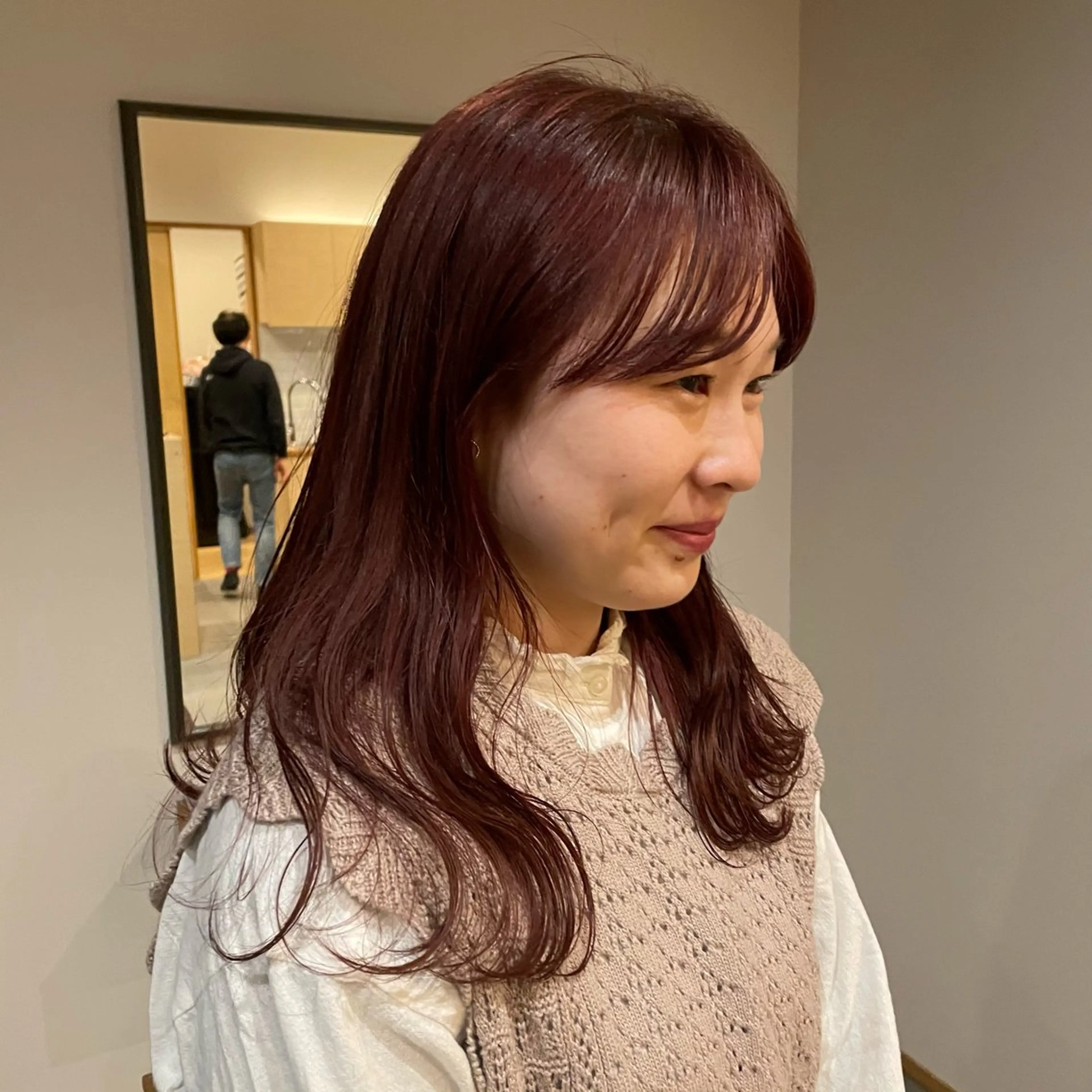 ロング カラー LORO.hairmake&spa所属・山﨑 ひよりのヘアスタイル