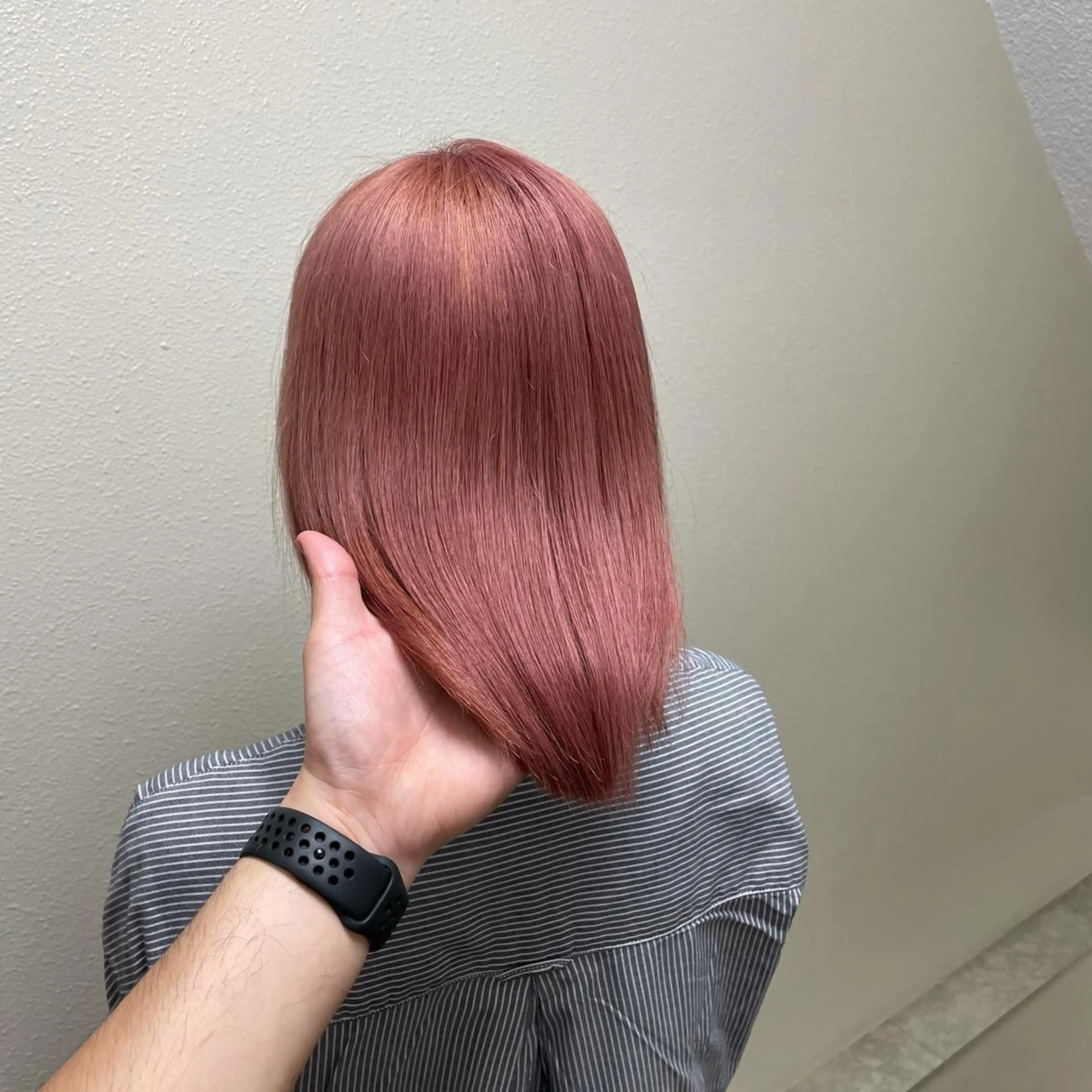 ミディアム カラー パーマ ヘアアレンジ メンズ キッズ ネイル マツエク・マツパ メンズバレイヤージュ メンズブリーチ メンズハイライト メンズハイトーン メンズインナーカラー ヘアカラー 髪質改善🇰🇷 レイヤーカット/梅田のヘアスタイル