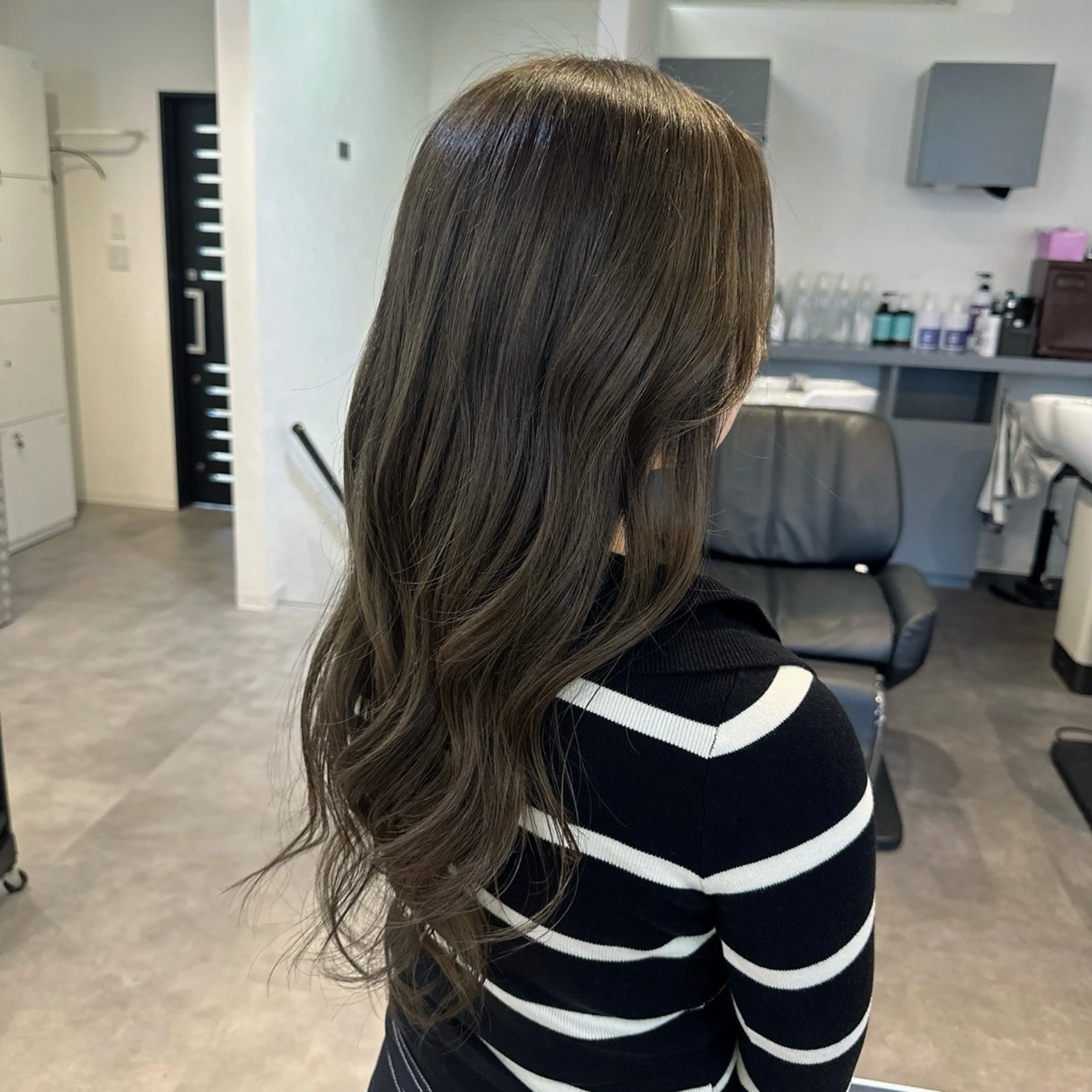 ロング ヘアカラー トリートメント ﾚｲﾔｰ/ﾊｲﾄｰﾝ WAKANAのヘアスタイル