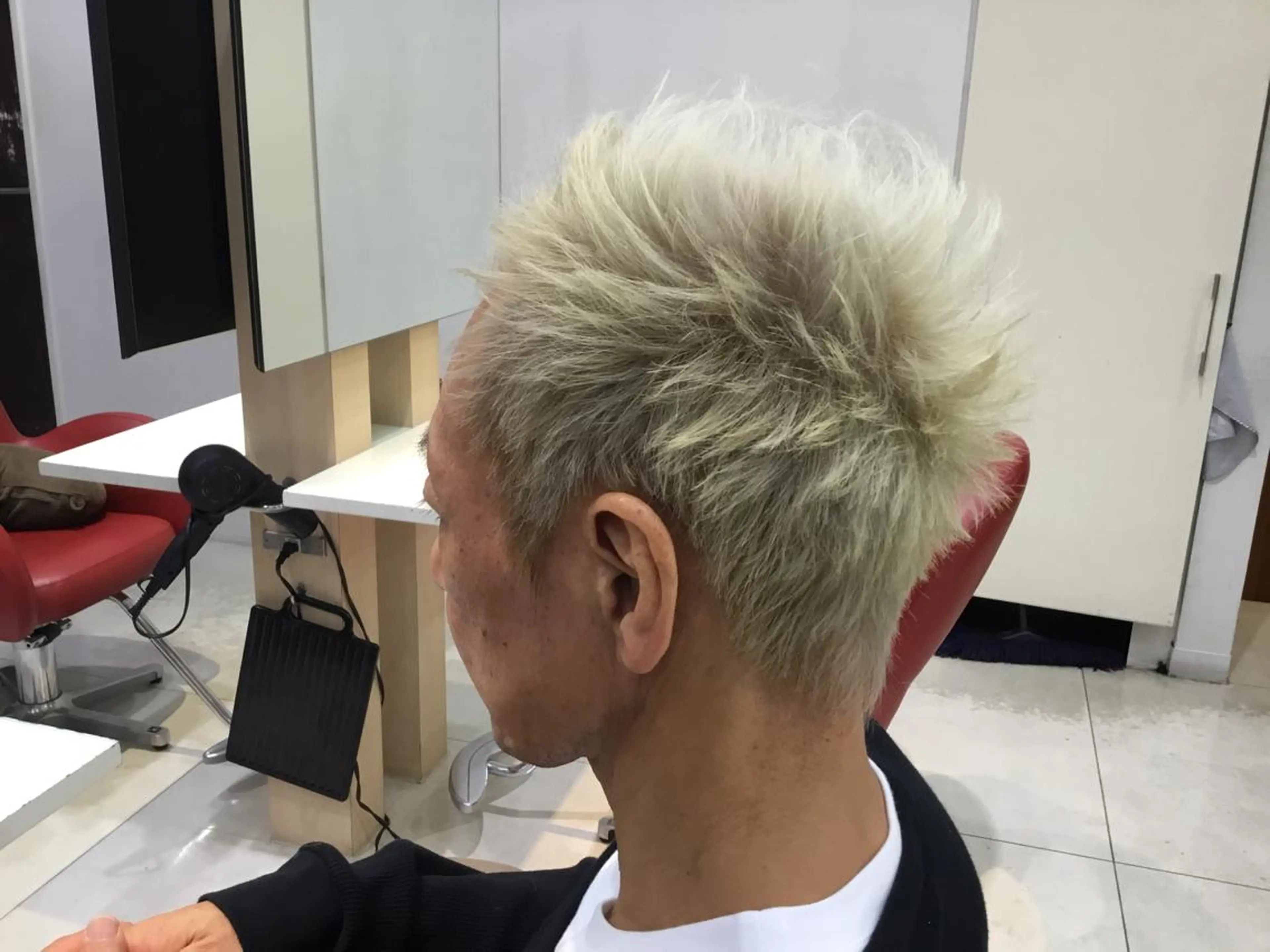 ショート カラー 髪質改善のプロ✨りな さんのヘアスタイル