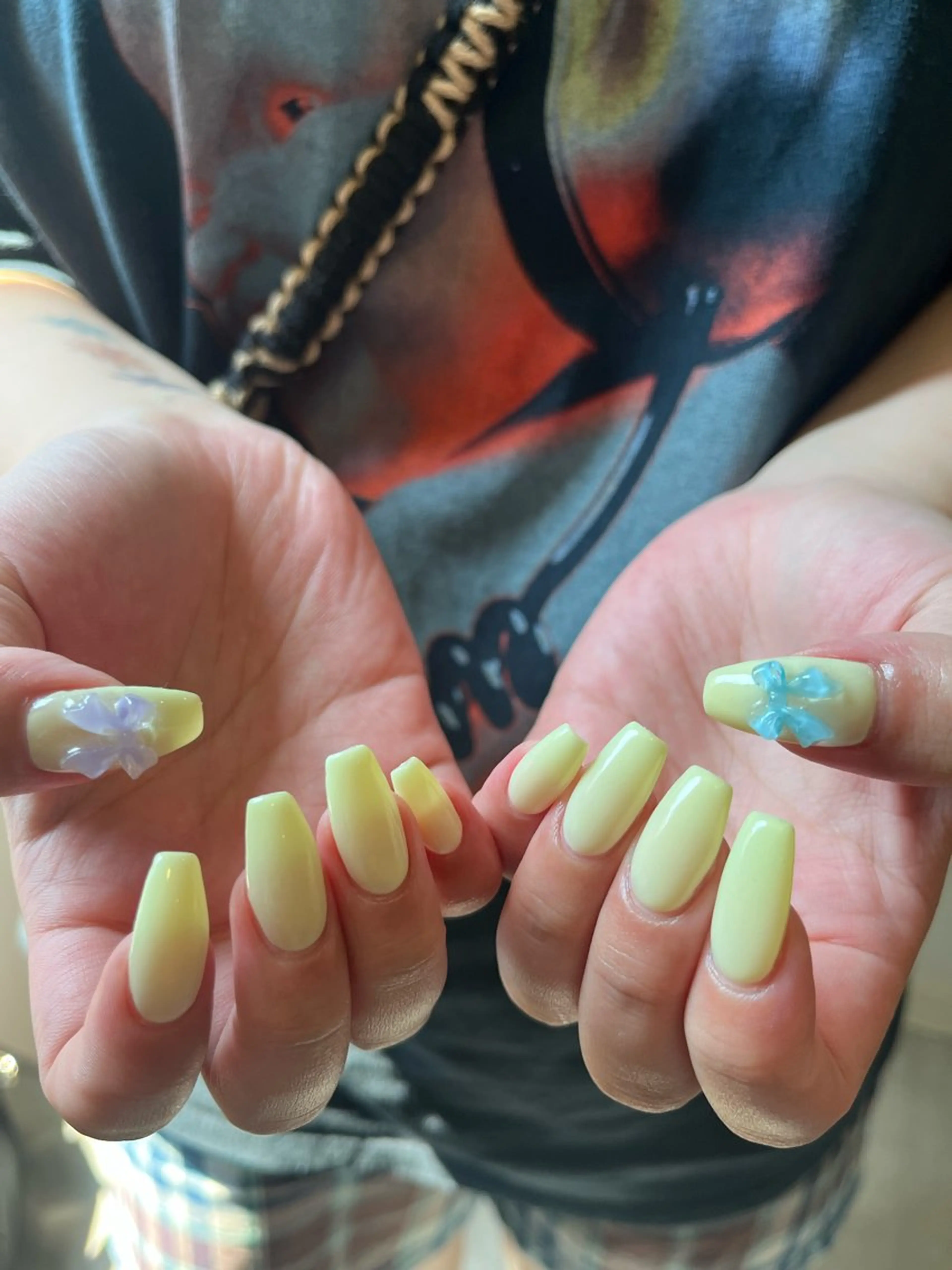 ネイル +vico 堀江店所属・中西 春那のネイルデザイン