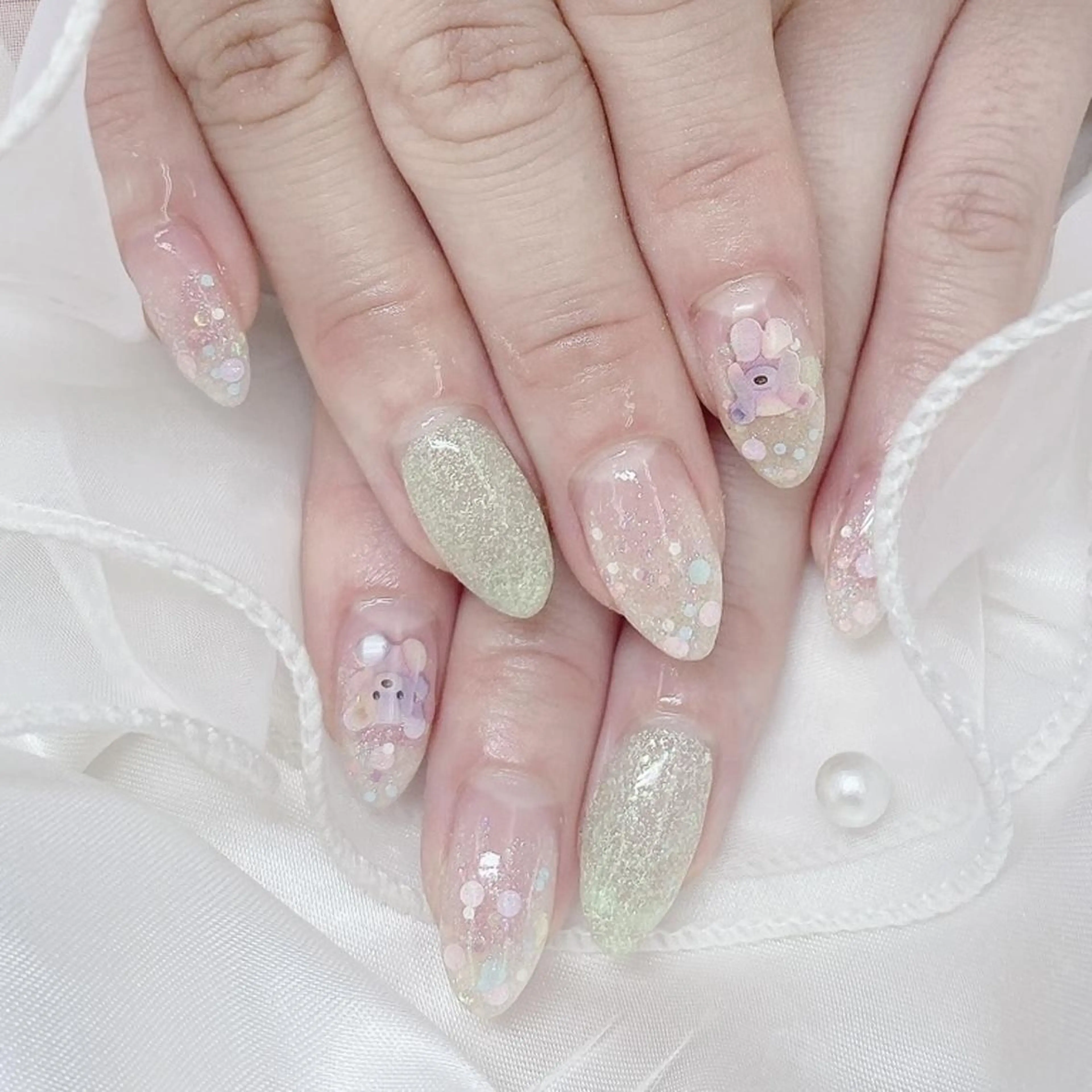 ネイル Nail salon Honey Beeのネイルデザイン