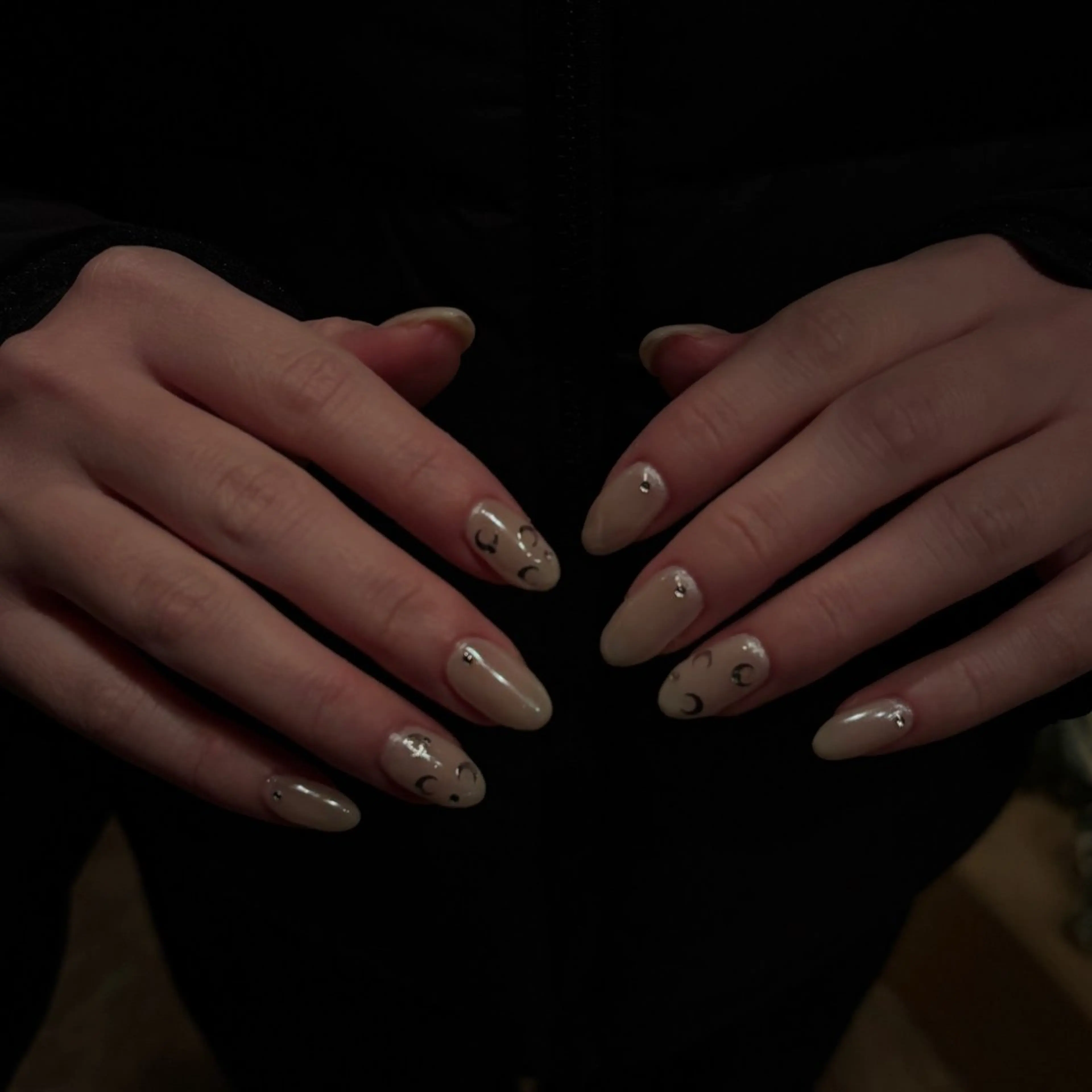 ネイル 黒島 朱夏のネイルデザイン