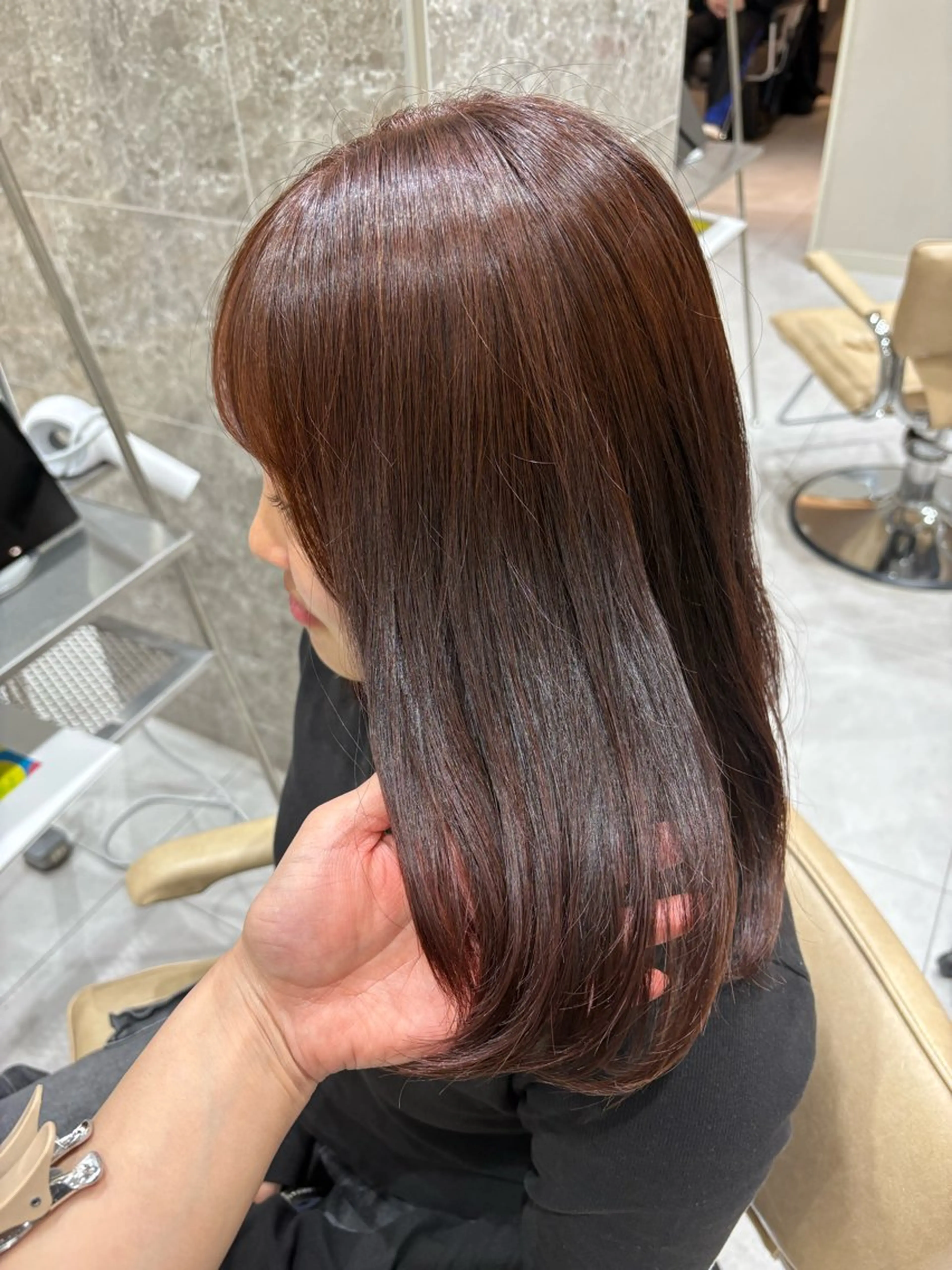 ミディアム カラー カット ヘアカラー トリートメント 暖色カラー/ブリーチ /ボブ/本間陽南のヘアスタイル