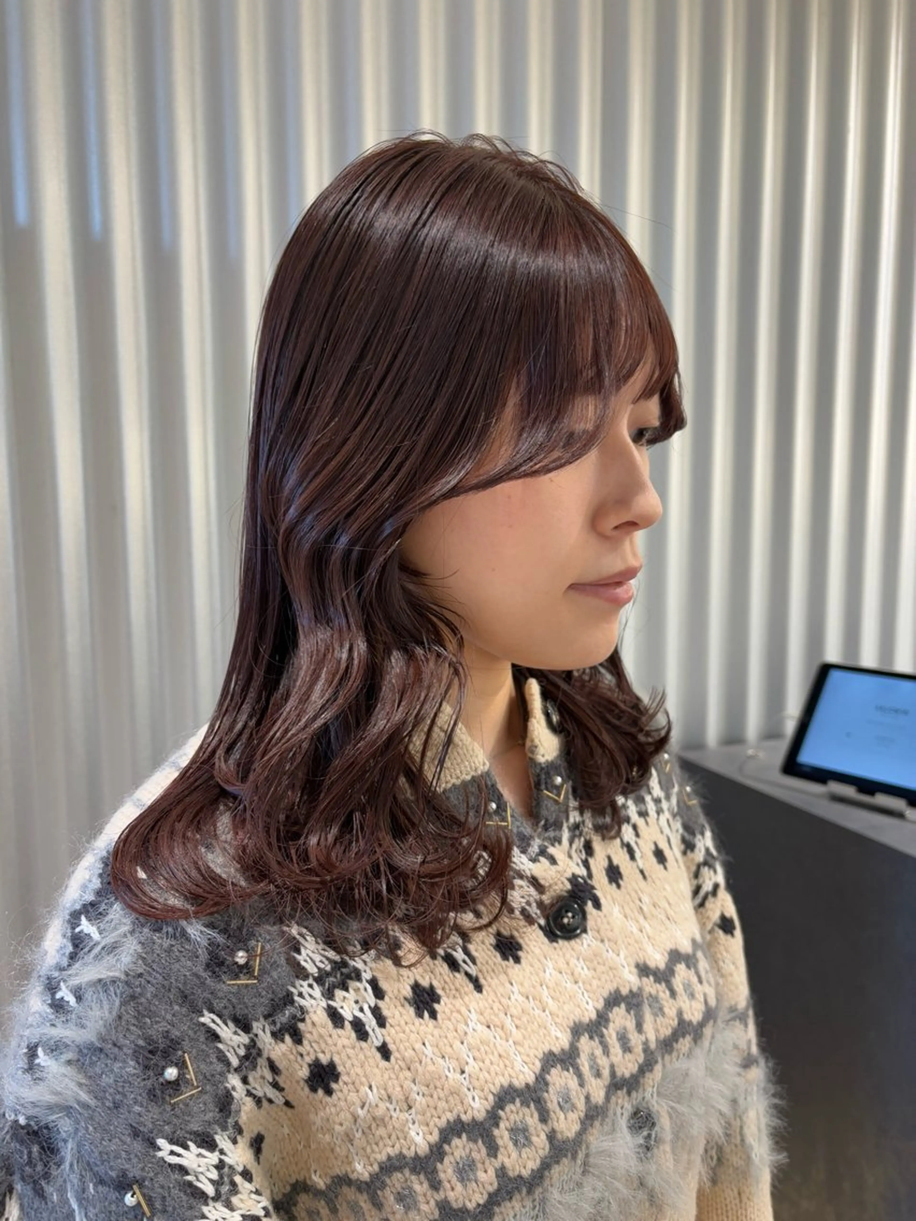 ミディアム カラー パーマ ヘアアレンジ ブラウンカラー チョコレートブラウン カット ヘアカラー トリートメント ヘッドスパ ヘアセット 押切 響　のヘアスタイル