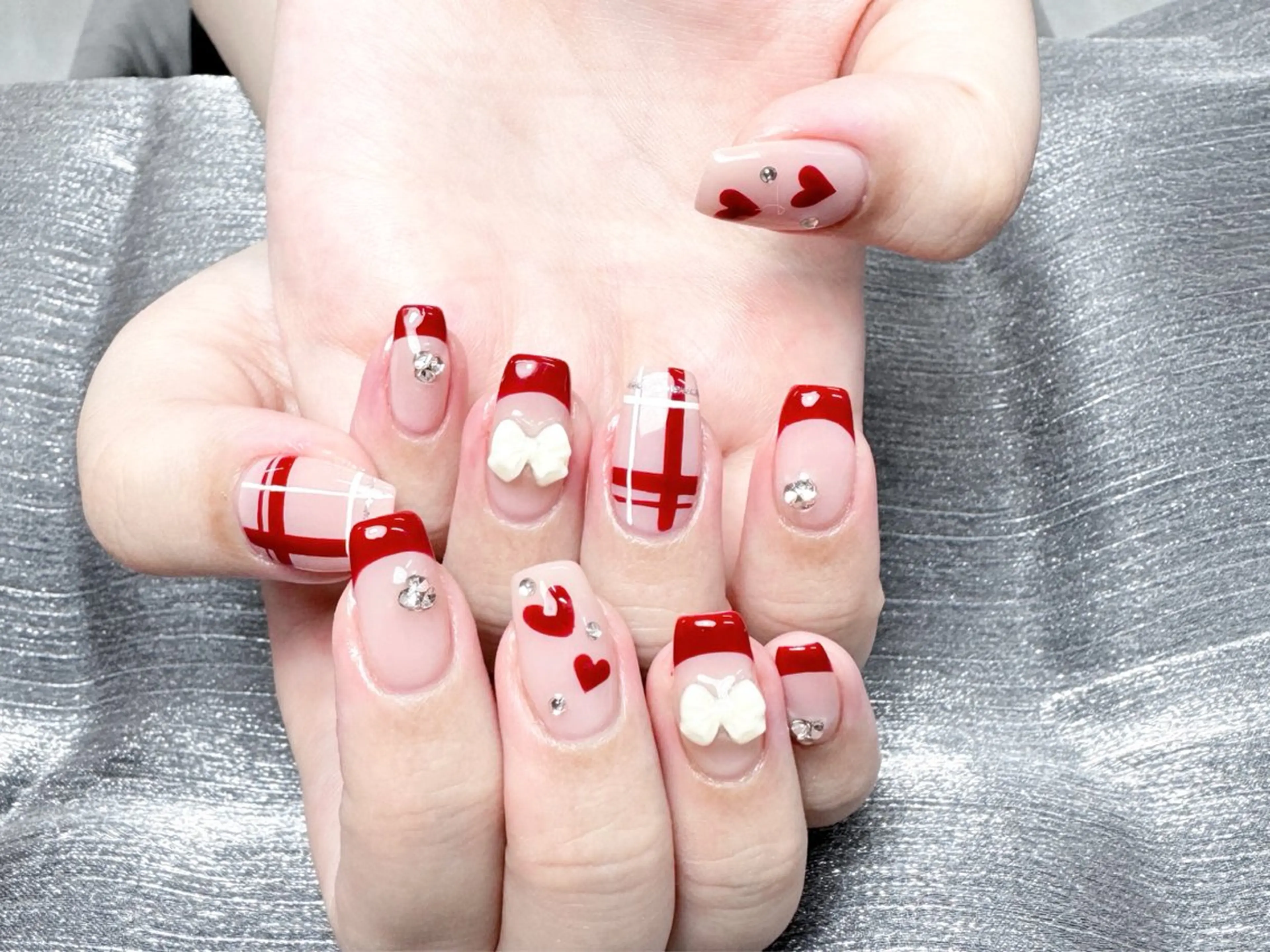 ネイル 持ち込み ハンドネイル ハンドケア Lulu’s ネイルのネイルデザイン