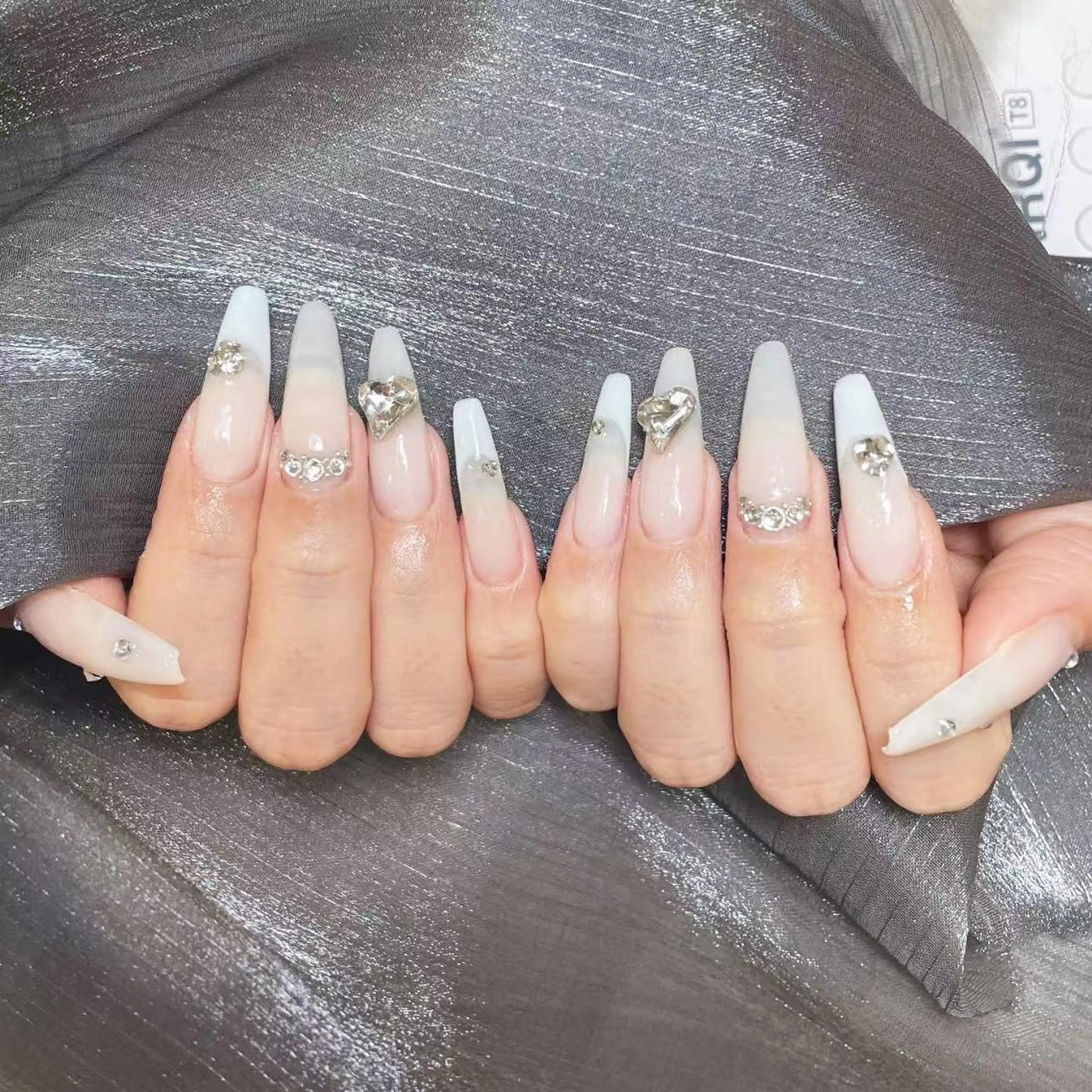 ネイル ハンドネイル DEMAIN- 🕊️のネイルデザイン