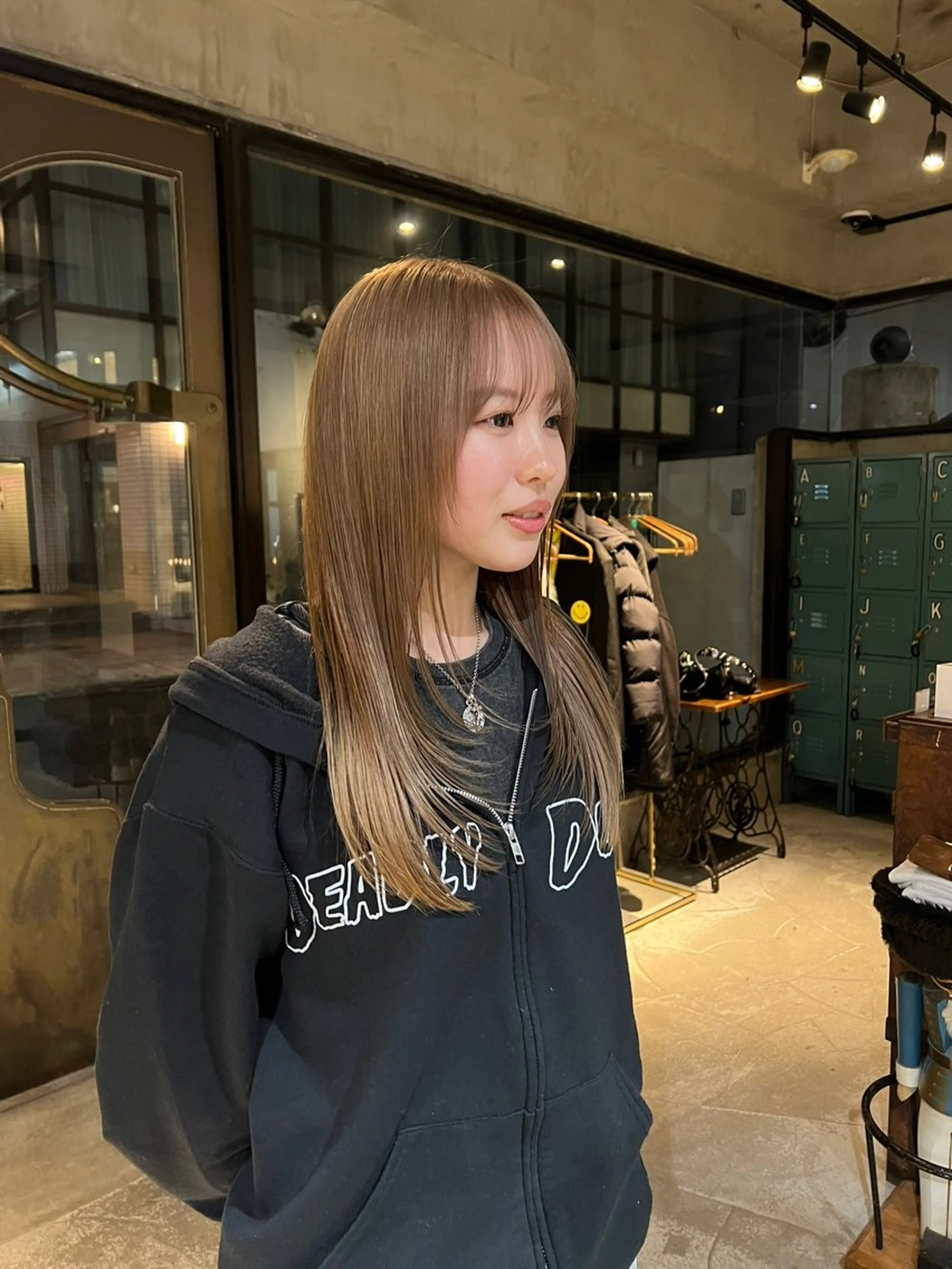 セミロング カラー カット ヘアカラー トリートメント 赤みゼロ/透明感 カラー🌿KANTAのヘアスタイル