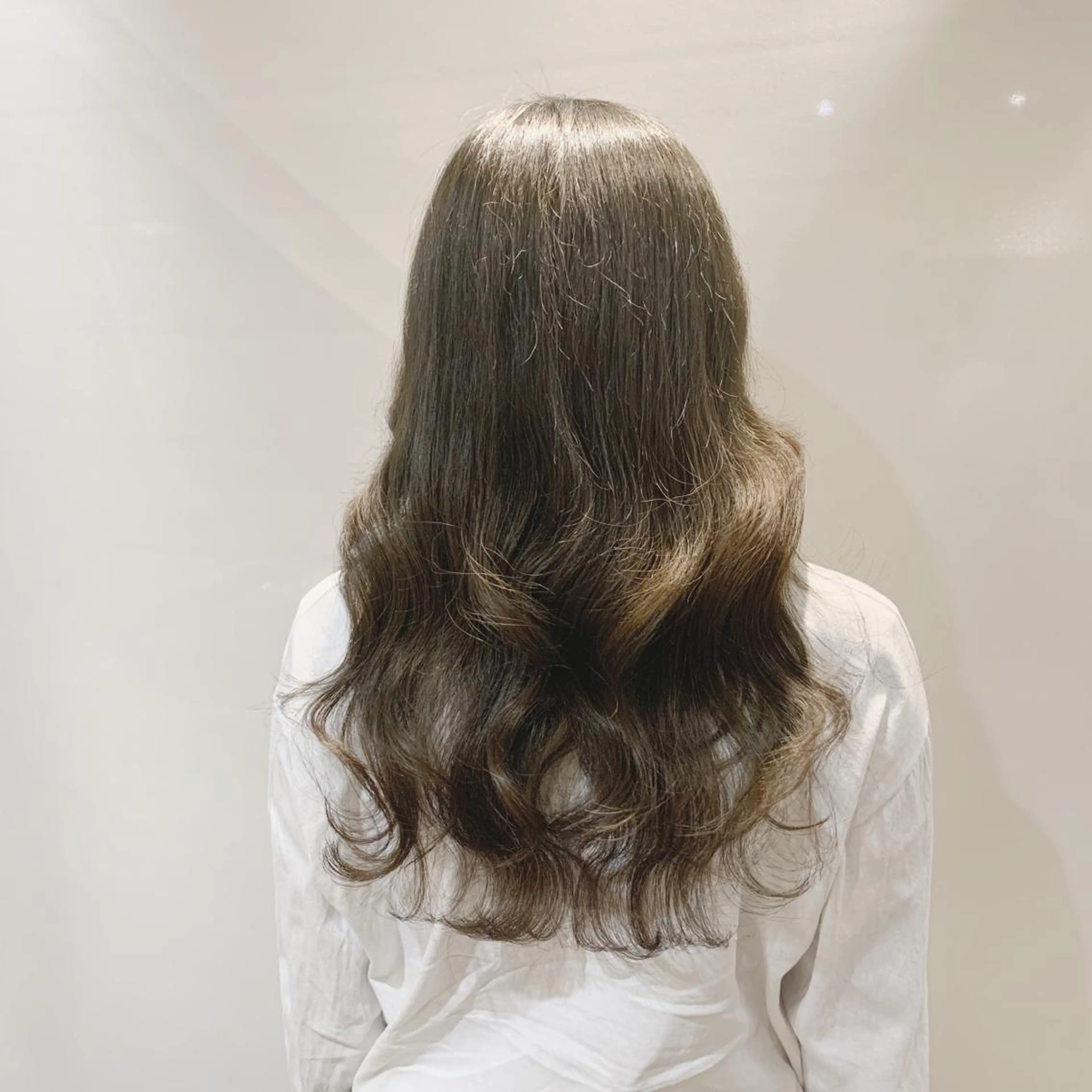 セミロング カラー ヘアアレンジ As hair所属・柔らか垢抜けｶﾗｰと ｶｯﾄ🫧ASUKAのヘアスタイル