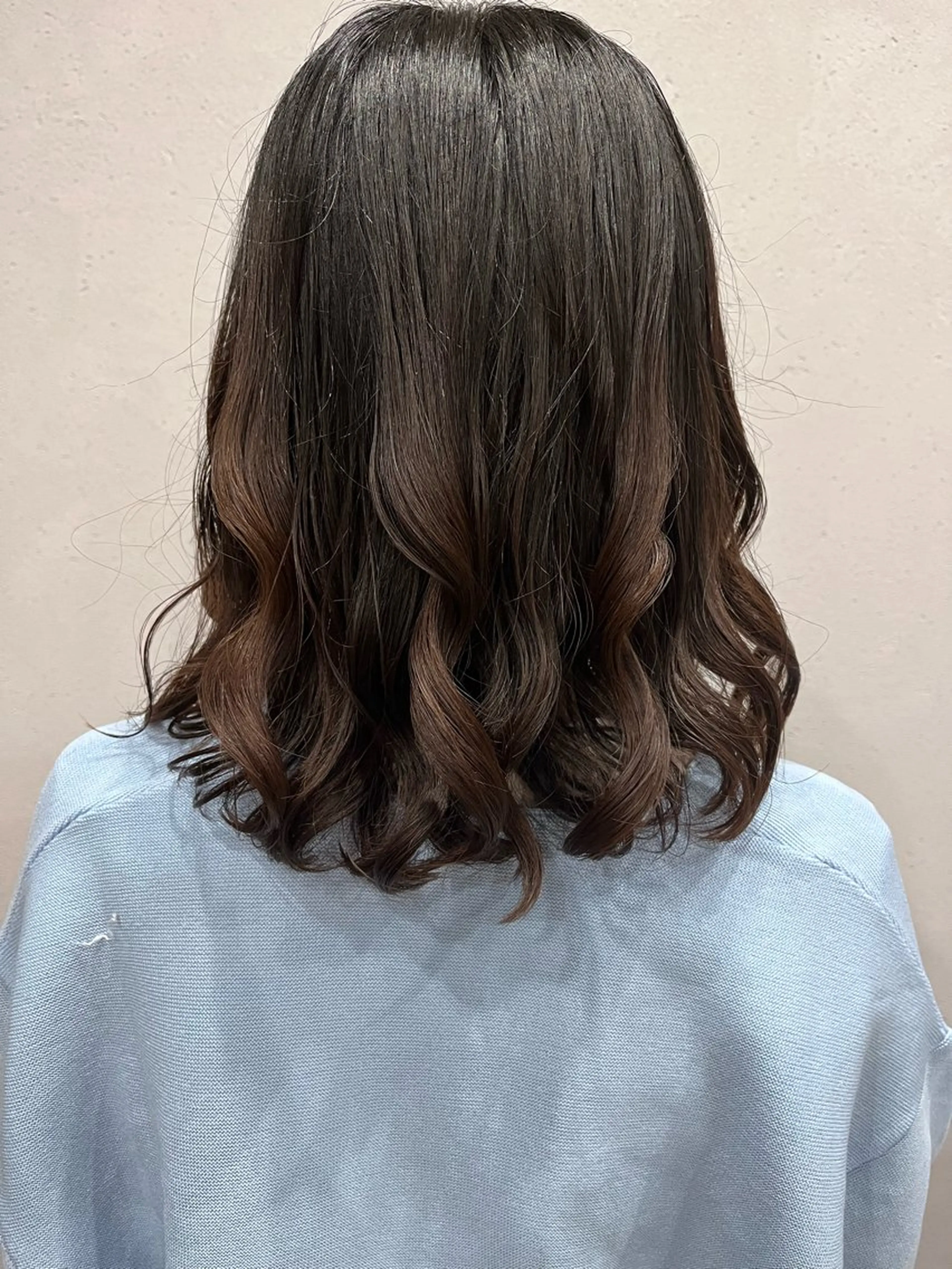 ミディアム パーマ ショートカット無料/ 小顔ショートのヘアスタイル