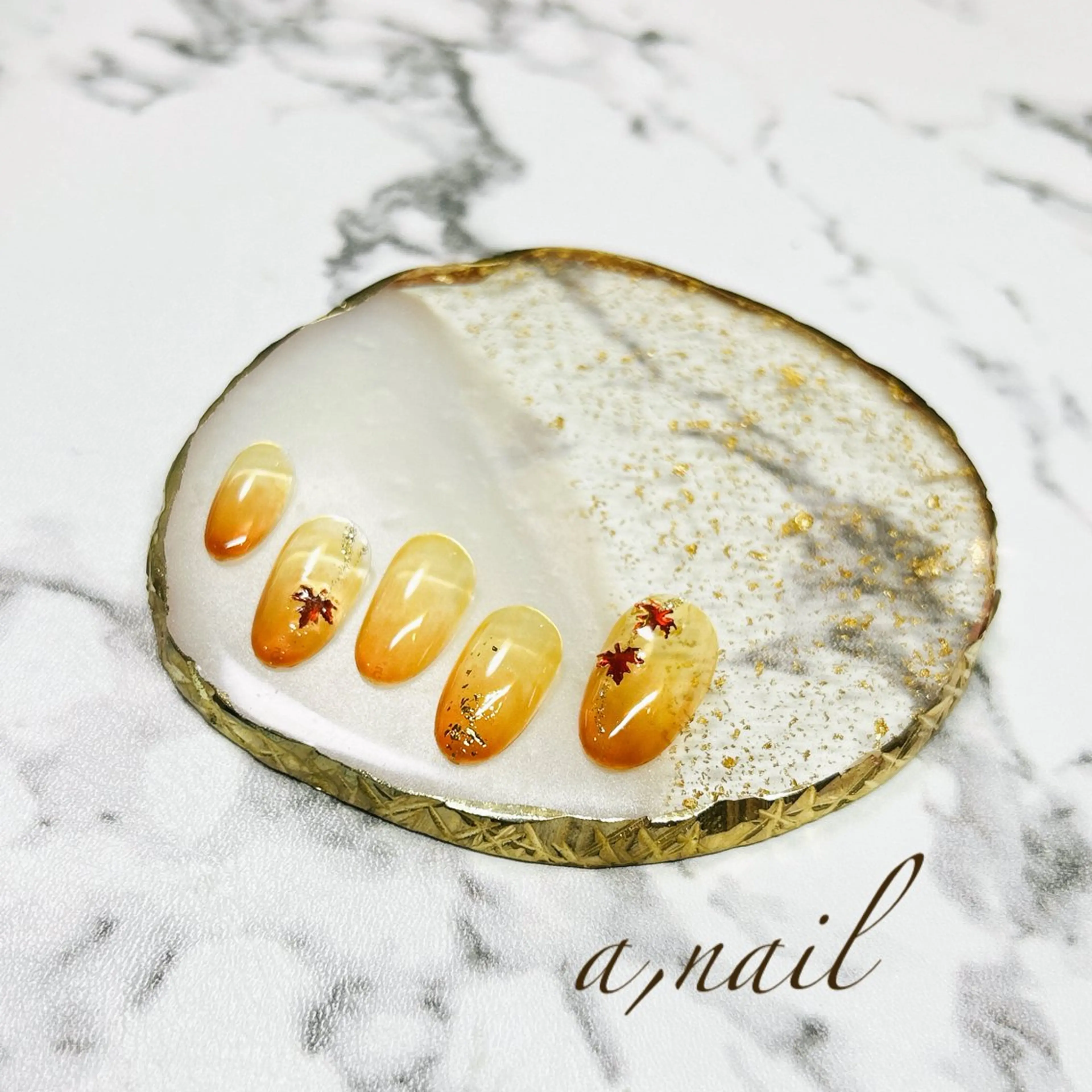 ネイル グラデーション キラキラネイル オフィスネイル シンプルネイル ハンドネイル ネイルサロン エーネイルのネイルデザイン